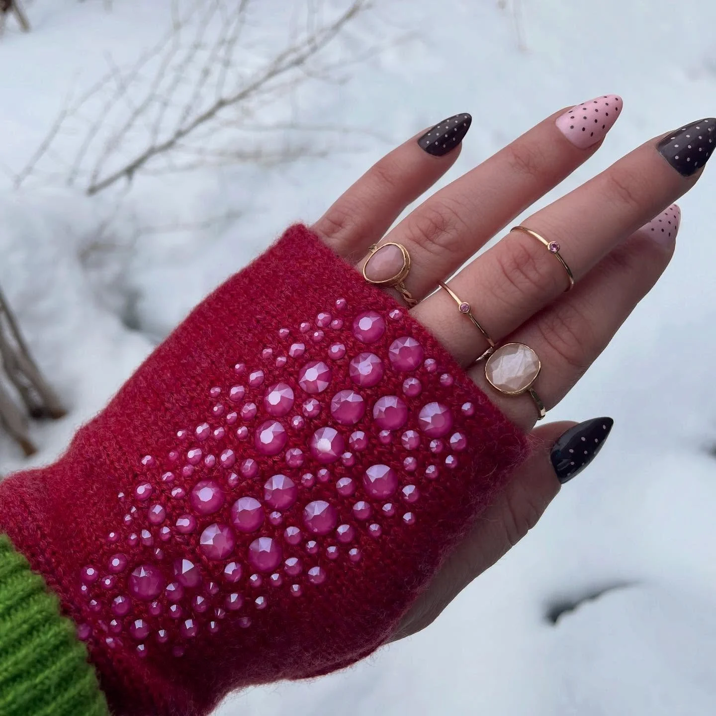 We are OBSESSED with these dainty 14K rings by @templeofenora 😍💖💐

Looking for a last minute Valentine&rsquo;s Day gift? These rings might just be the perfect thing! Stunning, romantic, and locally crafted✨💝❣️

Stop by Side Street Gallery today a