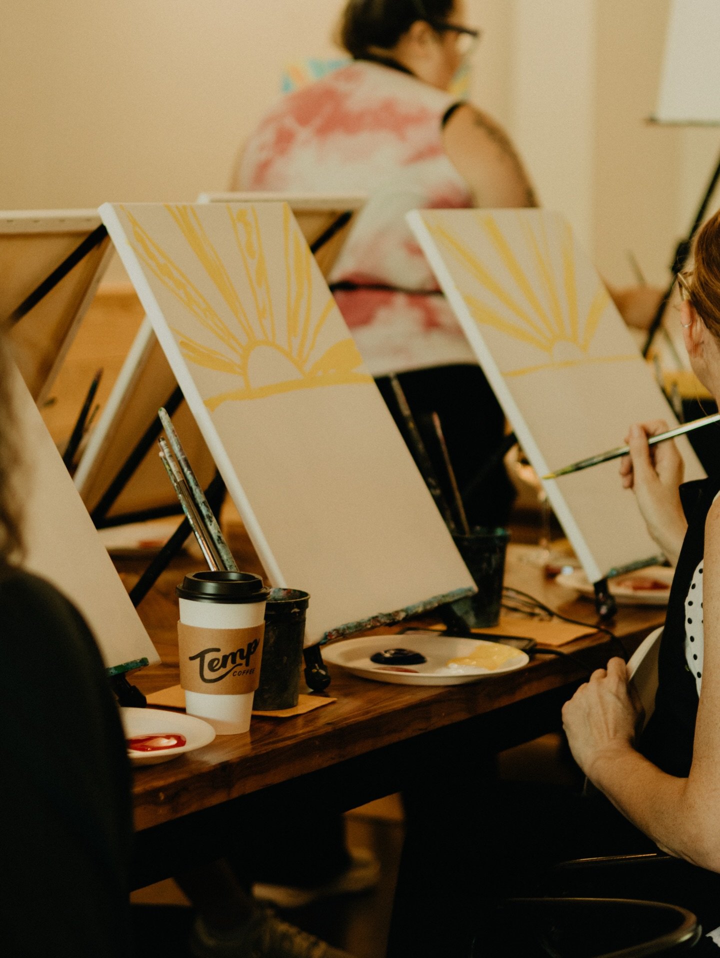 Such a fun Brush Strokes &amp; Buzzed tonight 🎨🍷 We love being a space where creativity (and a little buzz) can come together. 

Be on the lookout for the next @brushstrokesandbuzzedfolks event by giving them a follow!
