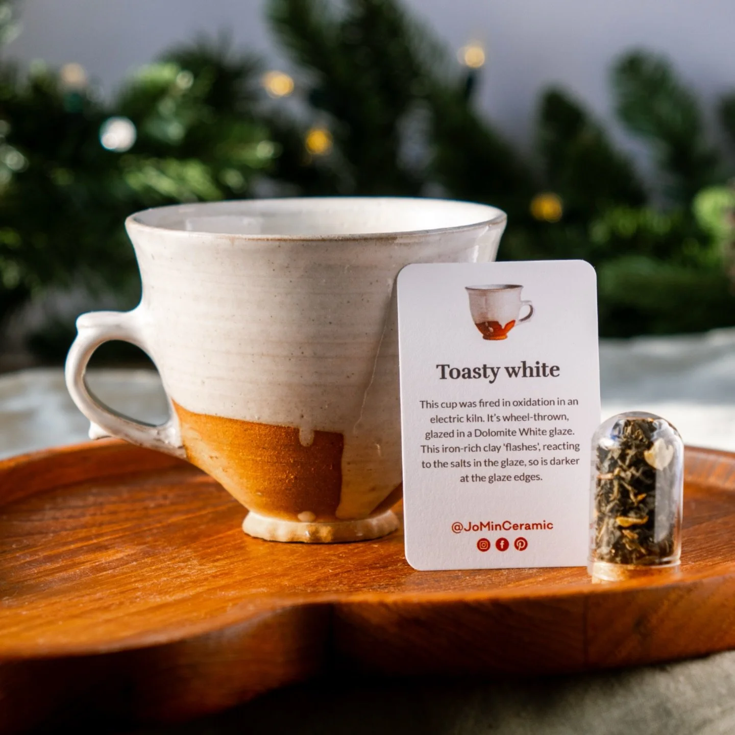 I&rsquo;ve been getting into the Christmas spirit over here today with these festive photographs! Thinking of all the final things I&rsquo;ll need for my Christmas markets this year, like these information cards and samples of tea ☕️.

Come and find 