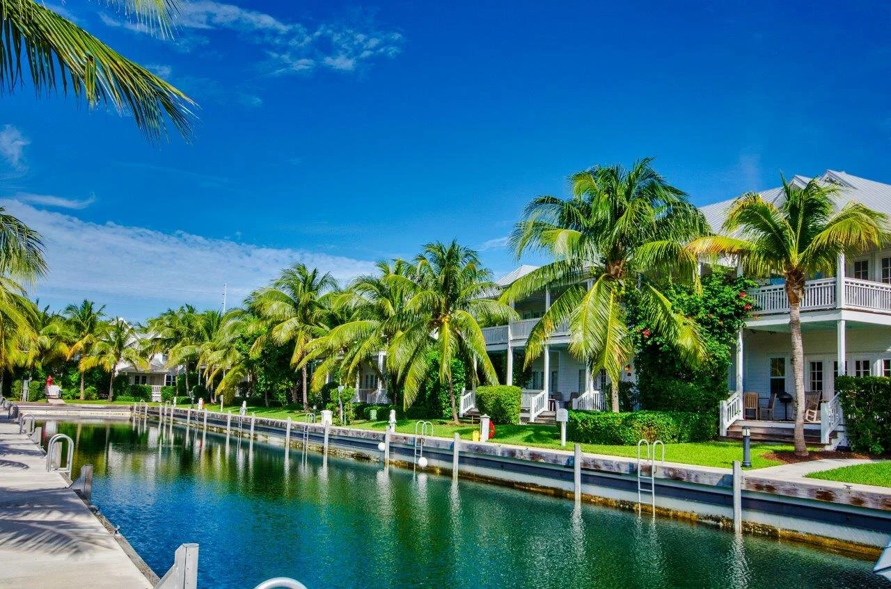 Coral-Lagoon_Canal-3.jpg