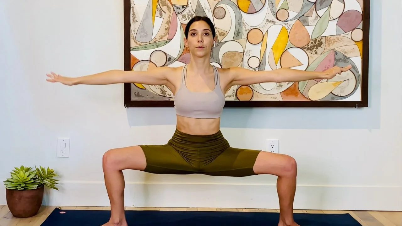 Tuesday Flow - 9 Minute Legs & Glutes