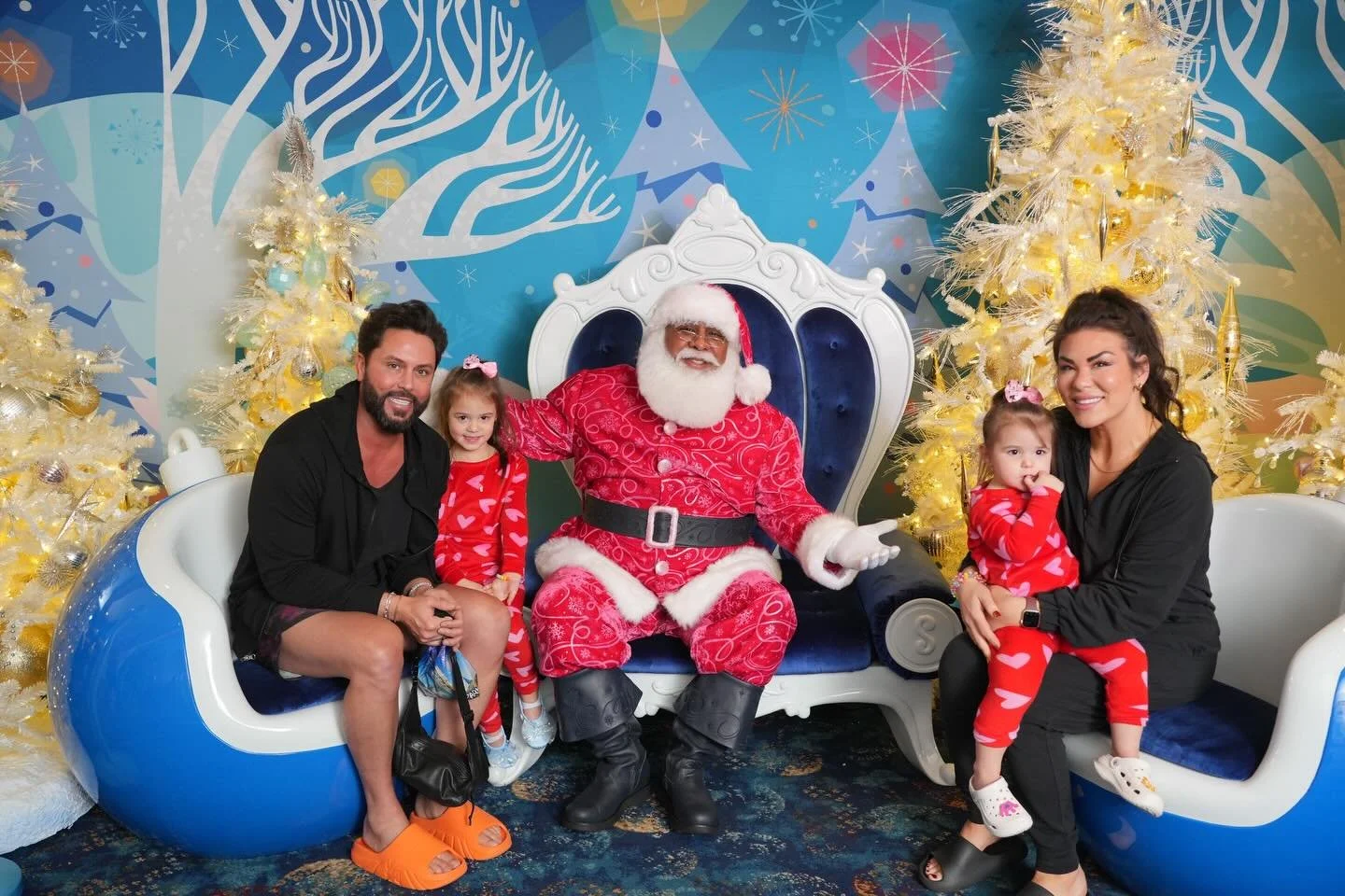 santa pics, disney style ❤️