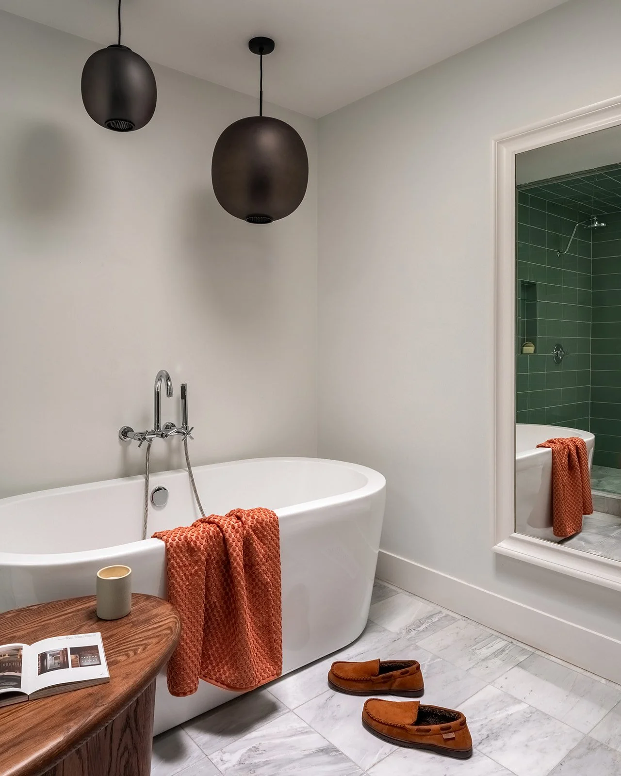 Secondary Bathroom Detail