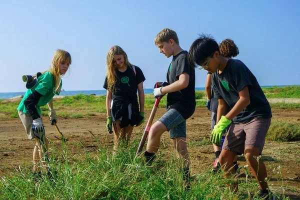 🌿 What if school started with big questions, real-world experiences, and problem-solving around complex challenges?

At SEEQS, our Essential Questions of Sustainability (EQS) Camp launches each semester with two immersive days of field experiences a