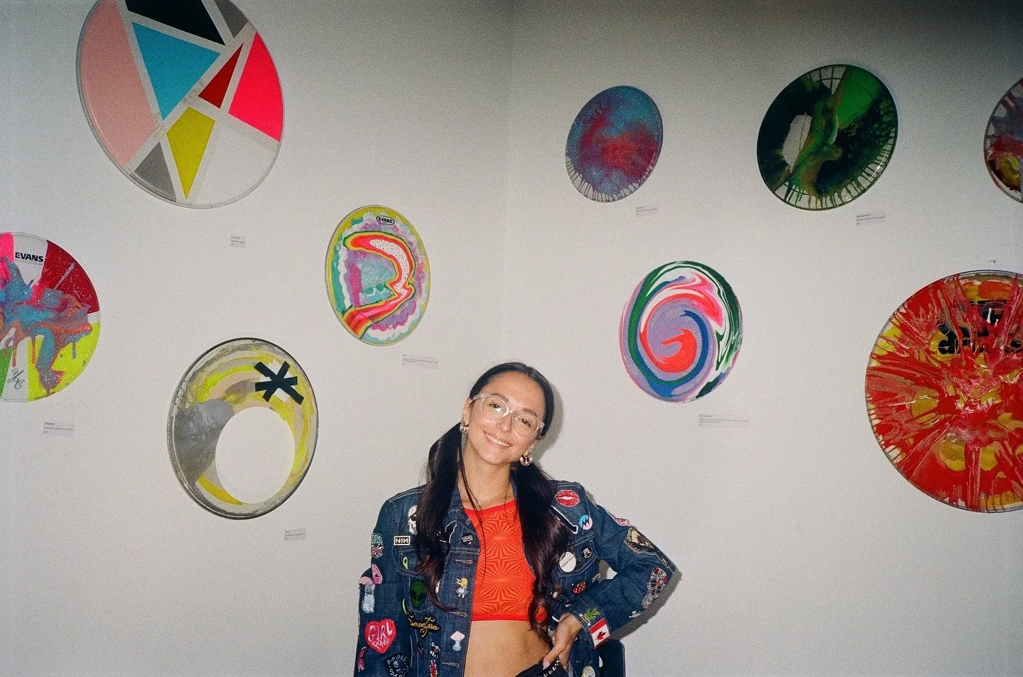 A couple weeks back I had the pleasure of showcasing some pieces in a gallery setting again!

Big thanks to my good pal @sally_shaar for inviting me to be a part of her debut DJing event 🤩 It was a room full of so much love and magical creations. 

