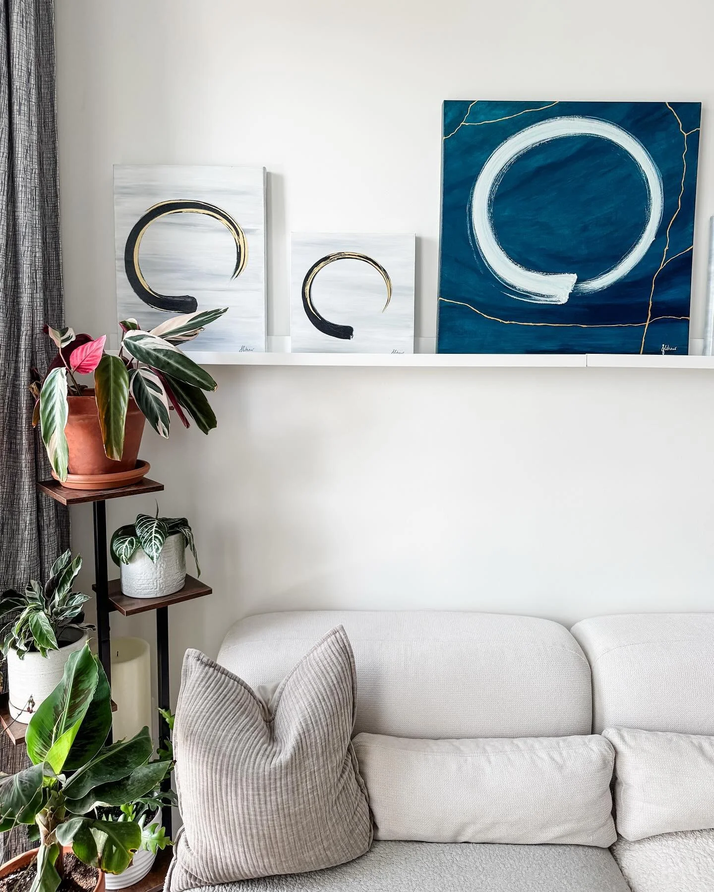 It&rsquo;s been a year since I moved to my apartment. I didn&rsquo;t bring much to my new home: my dogs, my art, my plants and my Nespresso machine. I moved in with paper plates, styrofoam cups and napkins from my dad&rsquo;s funeral. I used the inst