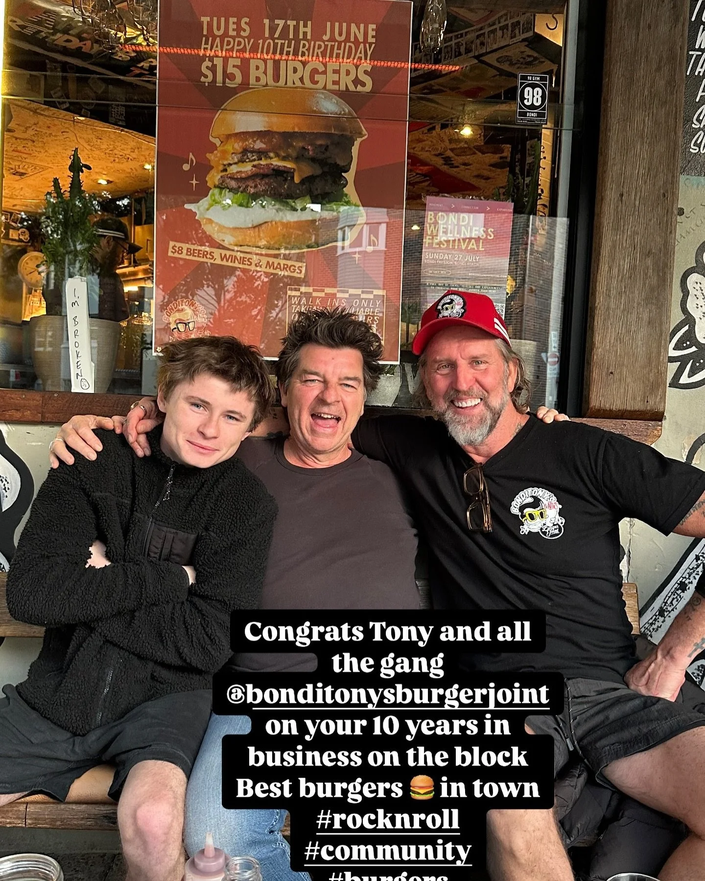 A big congratulations to the other Tony on the other corner and the crew @bonditonysburgerjoint on a massive 10 years on the block serving up the best burgers 🍔 in Sydney town #bondibeach #burgers #lengends #keepingitlocal #neighbours #community #ba