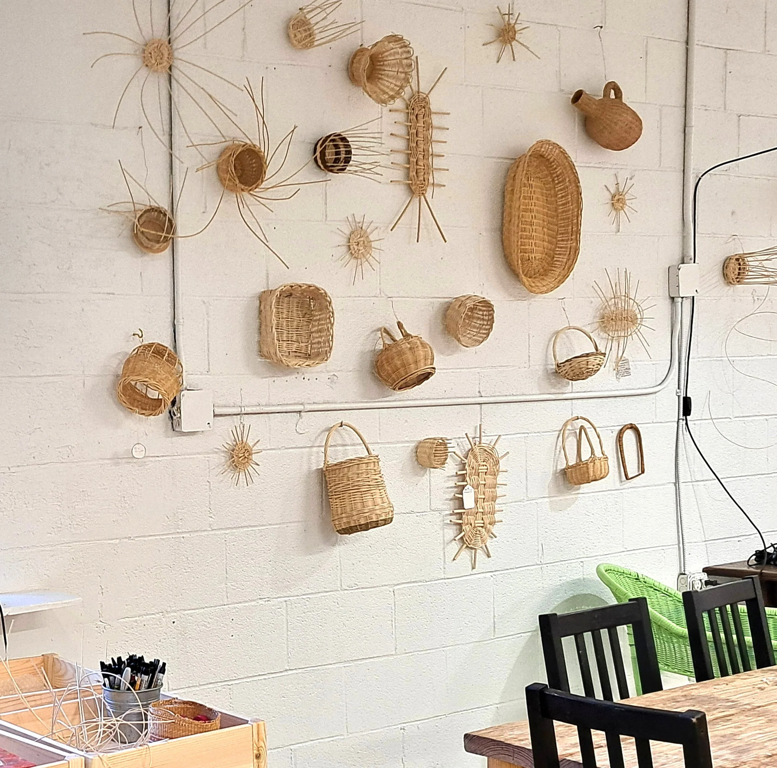 Gina-Telcocci-wickerworks.studio.Intro.to.basketry.workshop.bright.jpg