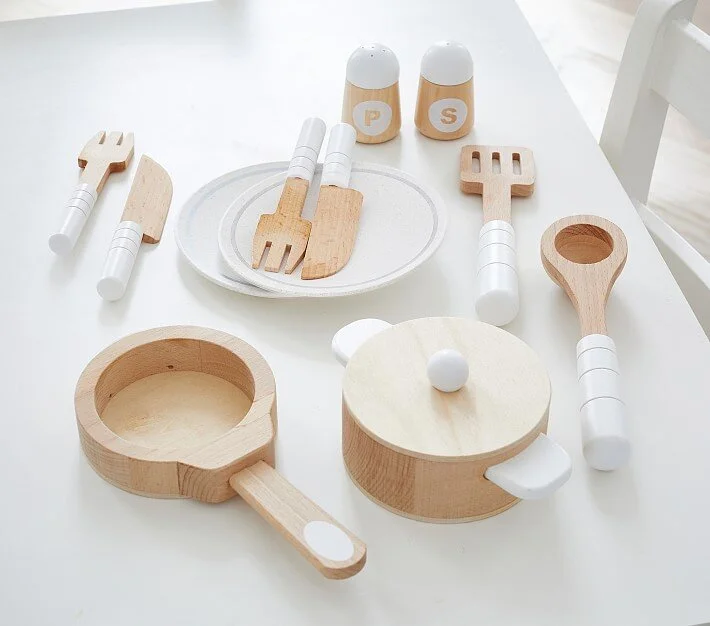 wooden-cooking-eating-set-1-o.jpeg