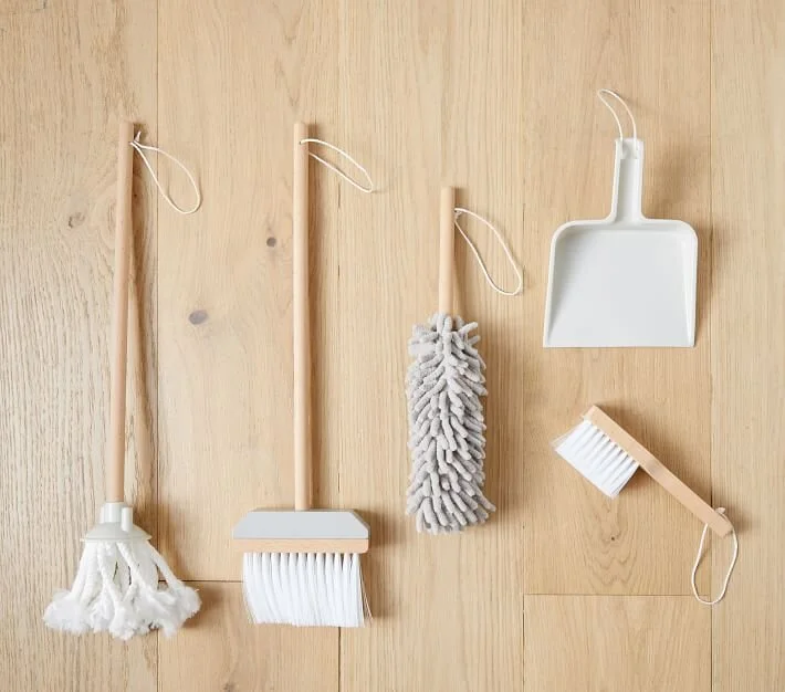 wooden-cleaning-set-o3.jpeg