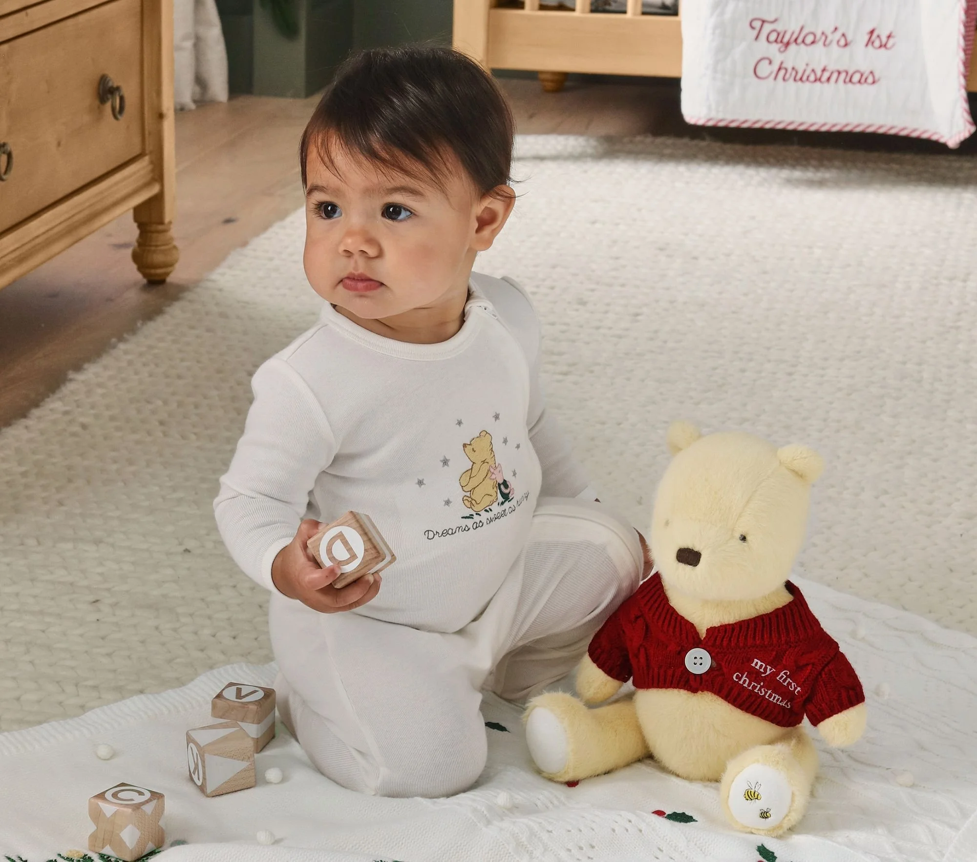 disneys-winnie-the-pooh-christmas-plush-xl (1).jpg
