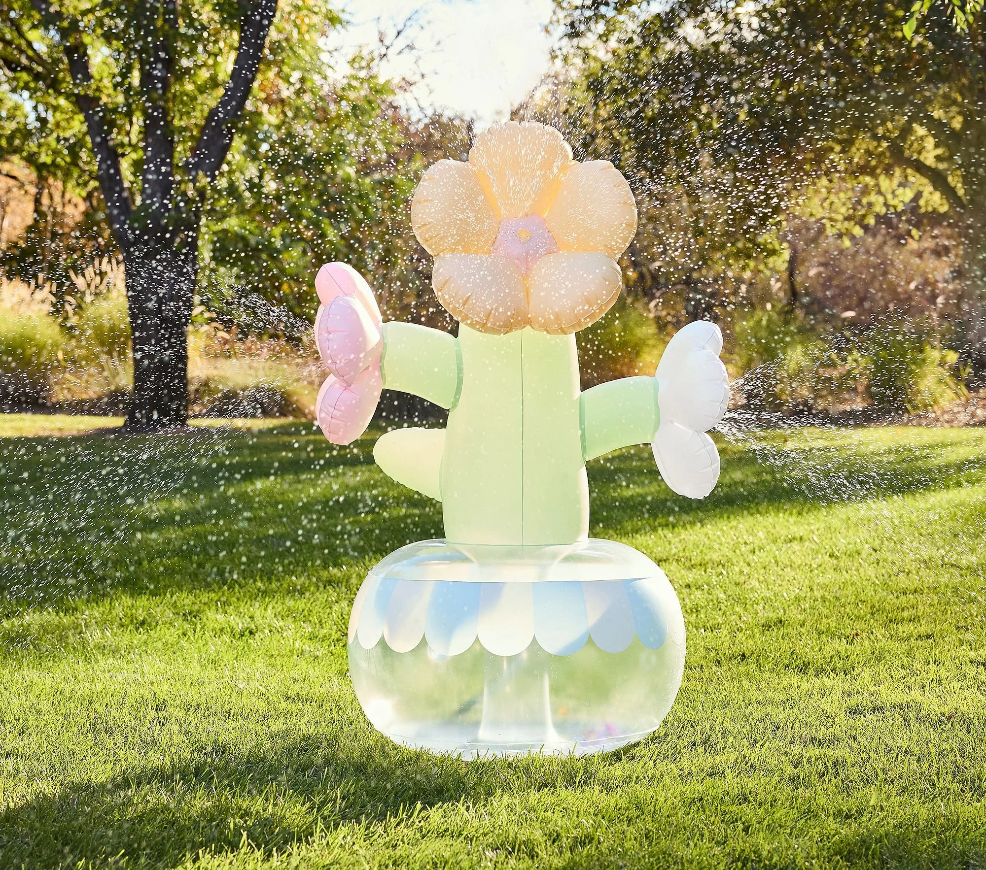 flower-bouquet-inflatable-sprinkler-3-xl.jpg