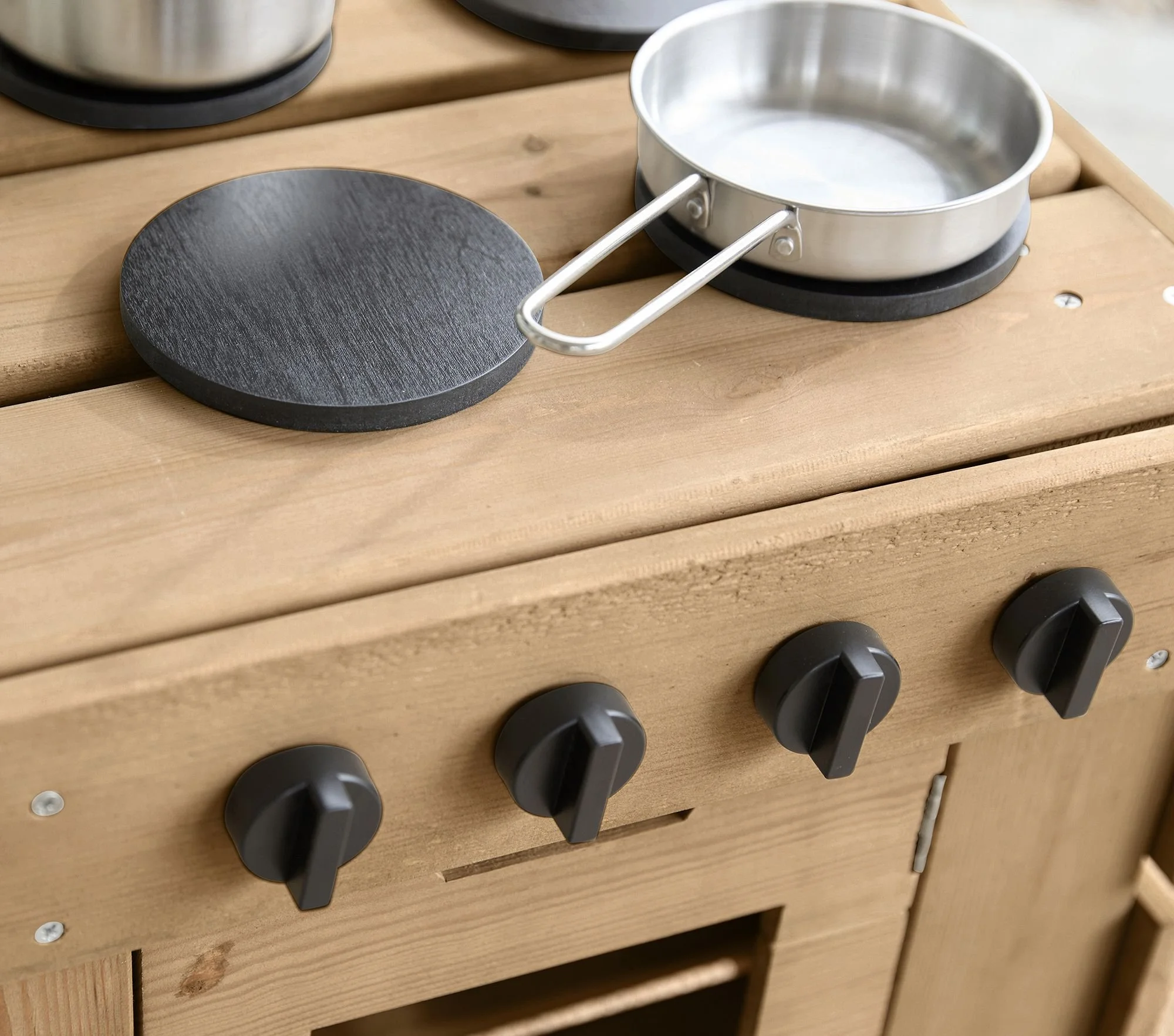 indoor-mud-kitchen-with-accessories-2-xl (2).jpg