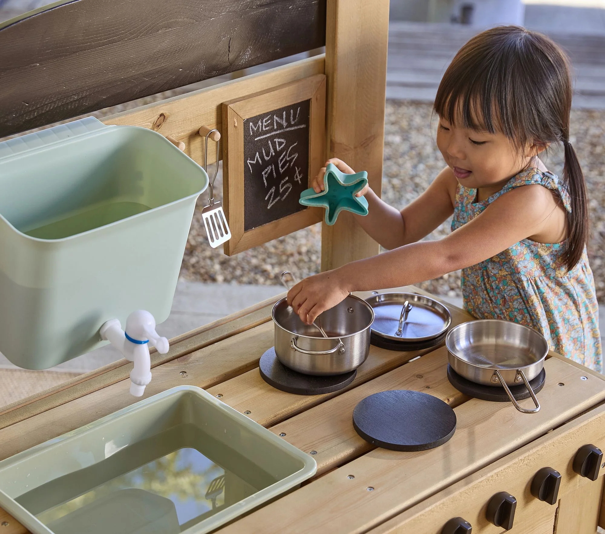 indoor-mud-kitchen-with-accessories-3-xl.jpg