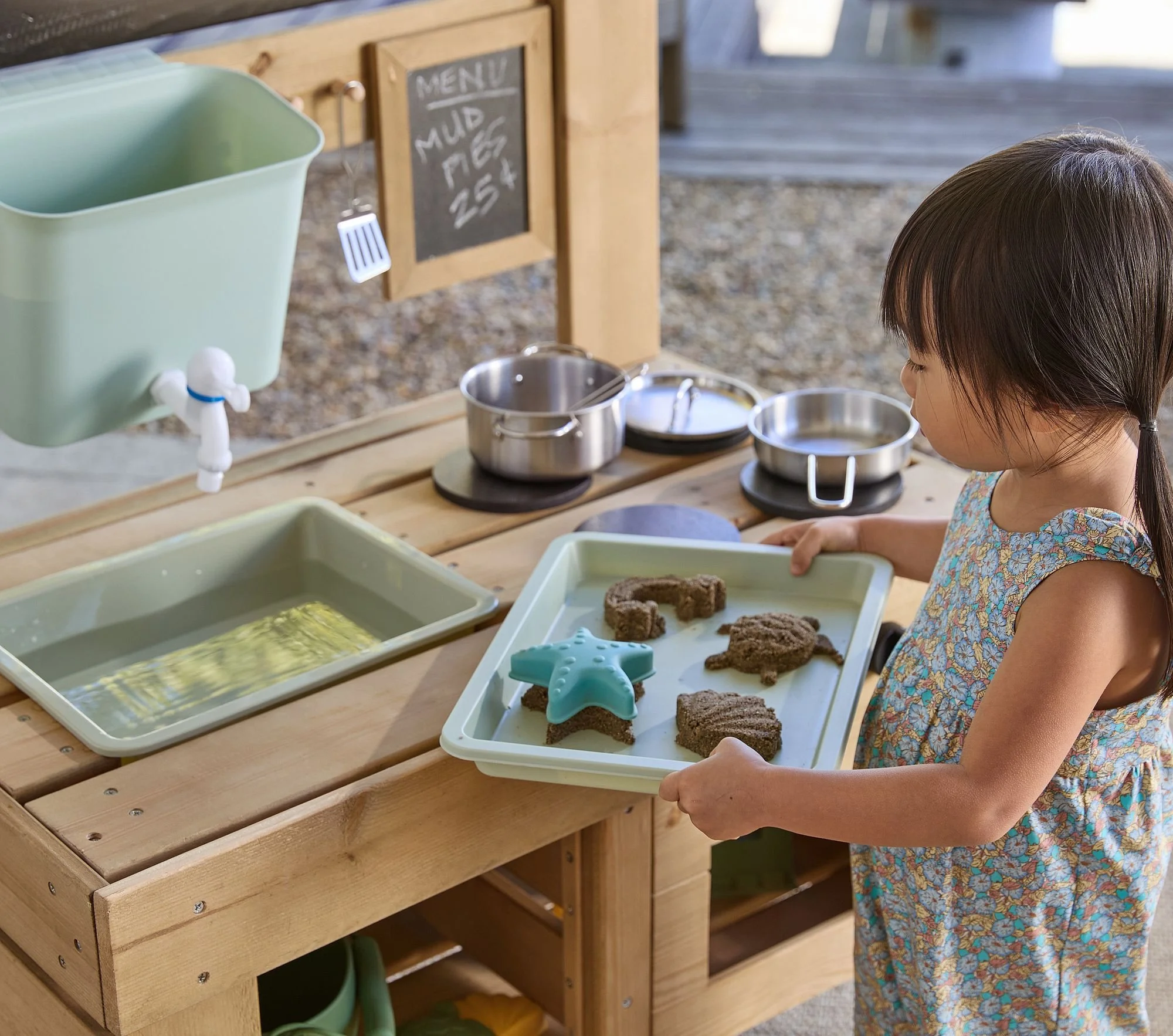 indoor-mud-kitchen-with-accessories-4-xl.jpg