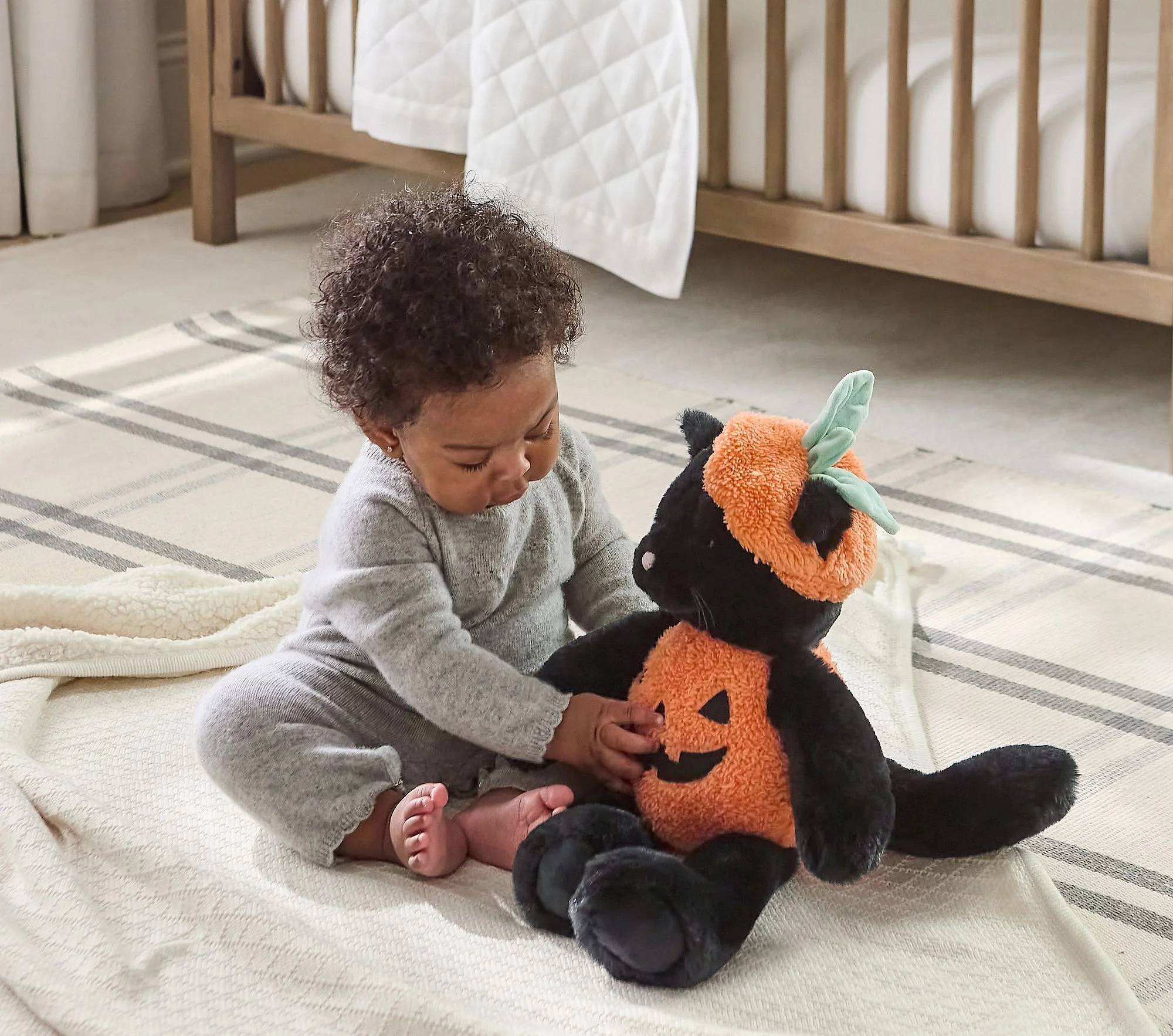 jack-o-lantern-black-cat-plush-xl.jpg