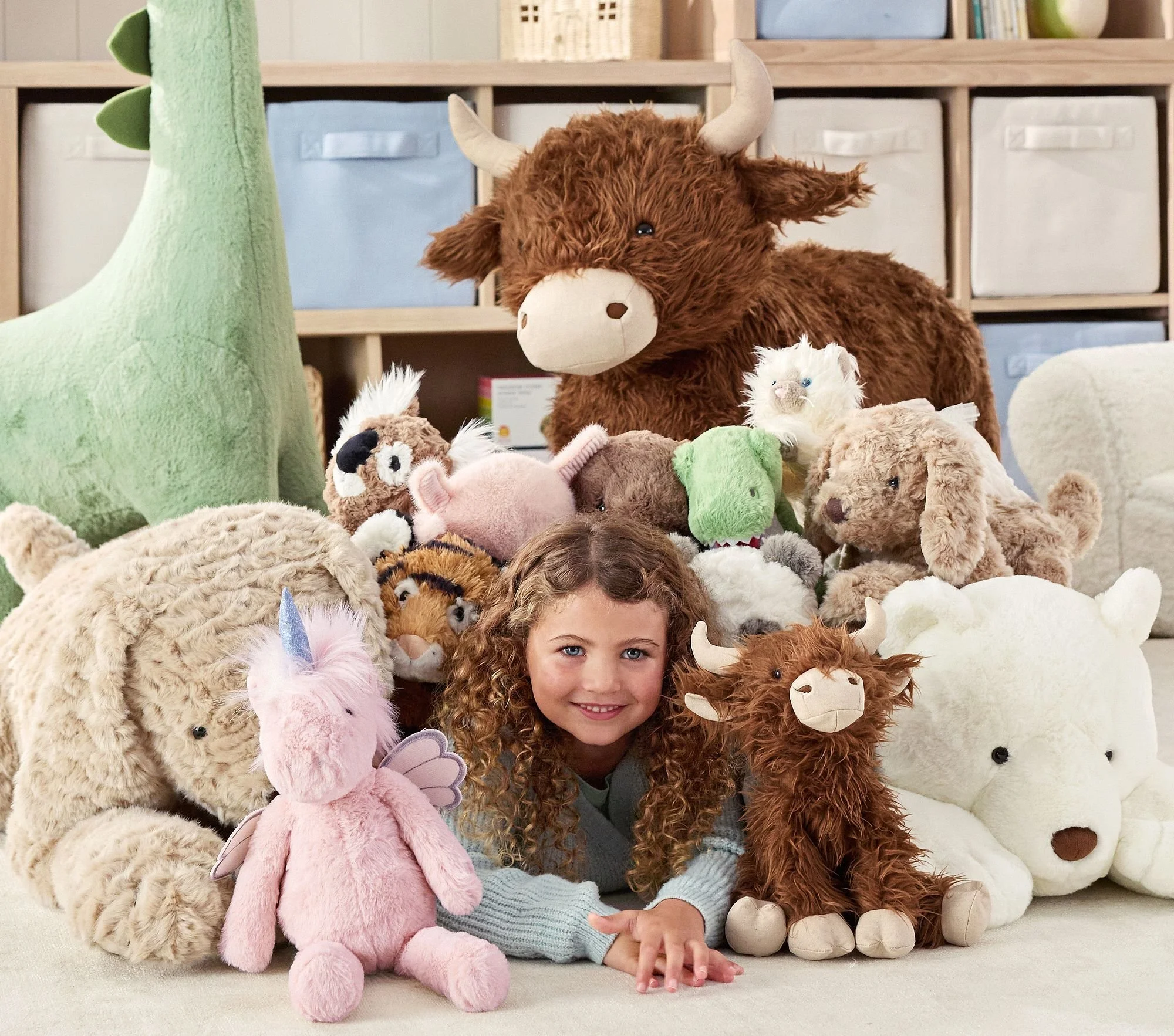 jumbo-highland-cow-plush-1-xl (1).jpg