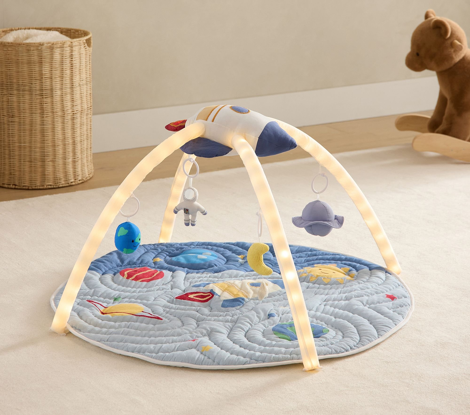 light-up-musical-solar-system-activity-gym-6-xl.jpg