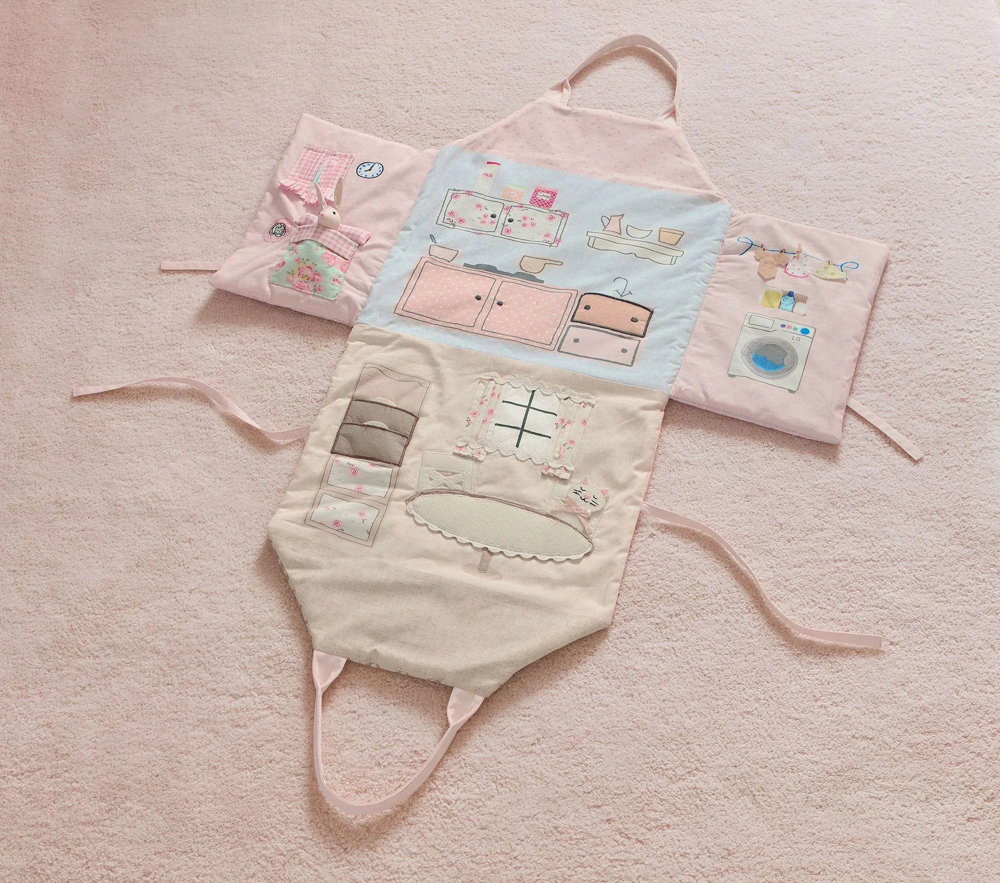 sweet-cottage-soft-dollhouse-book-xl (1).jpg