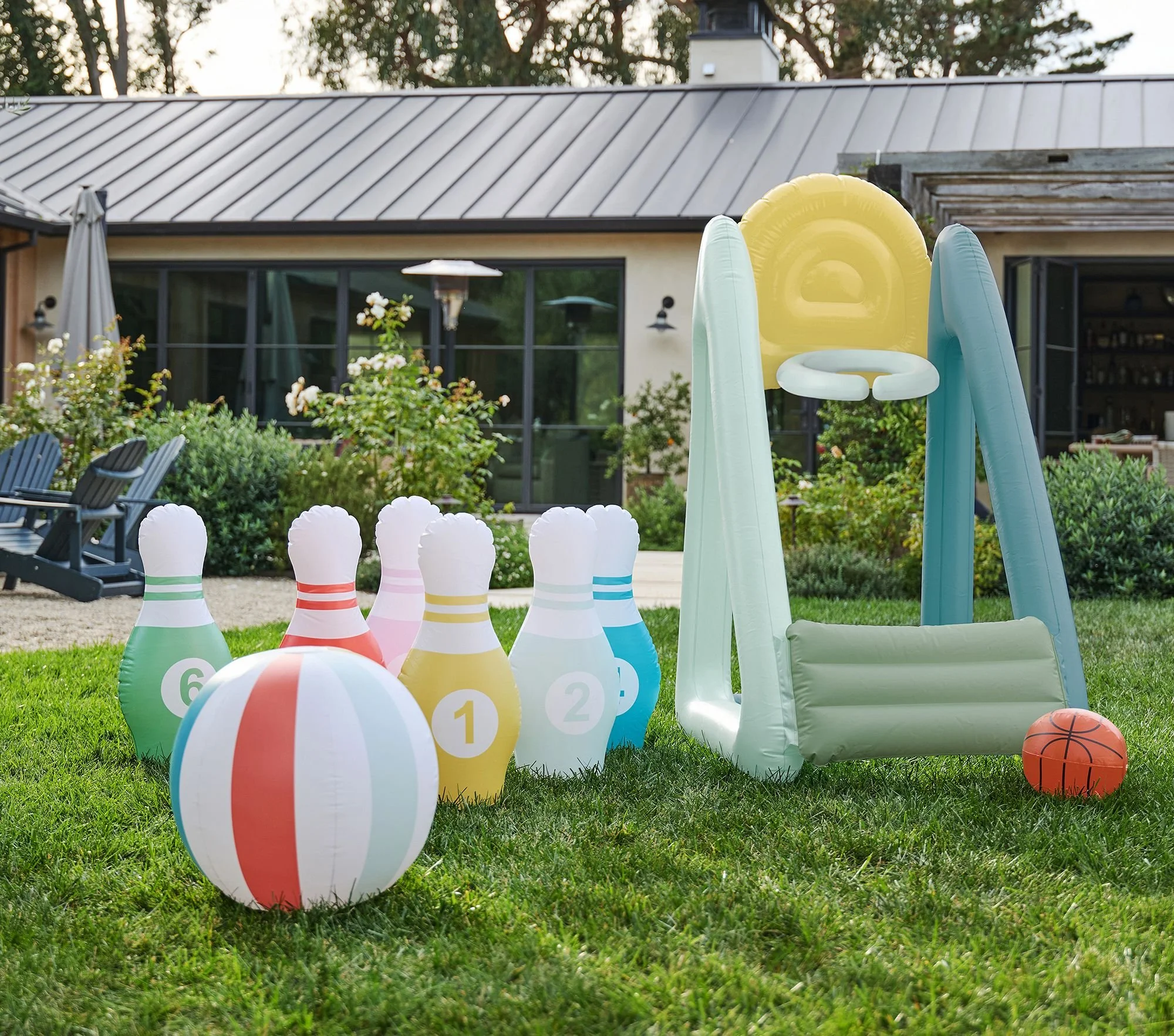 inflatable-basketball-hoop-1-xl (3).jpg