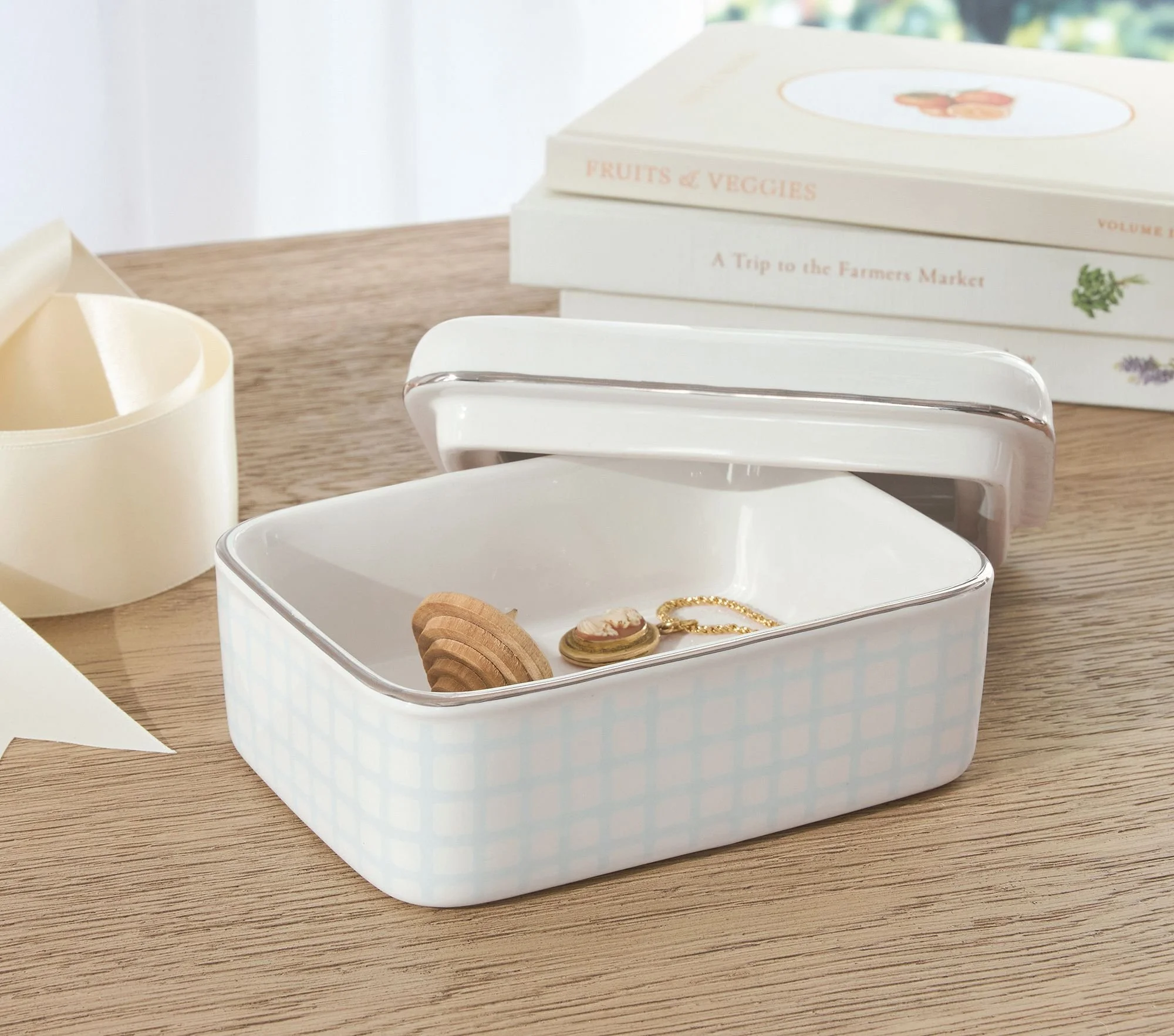 monogram-keepsake-box-2-xl.jpg