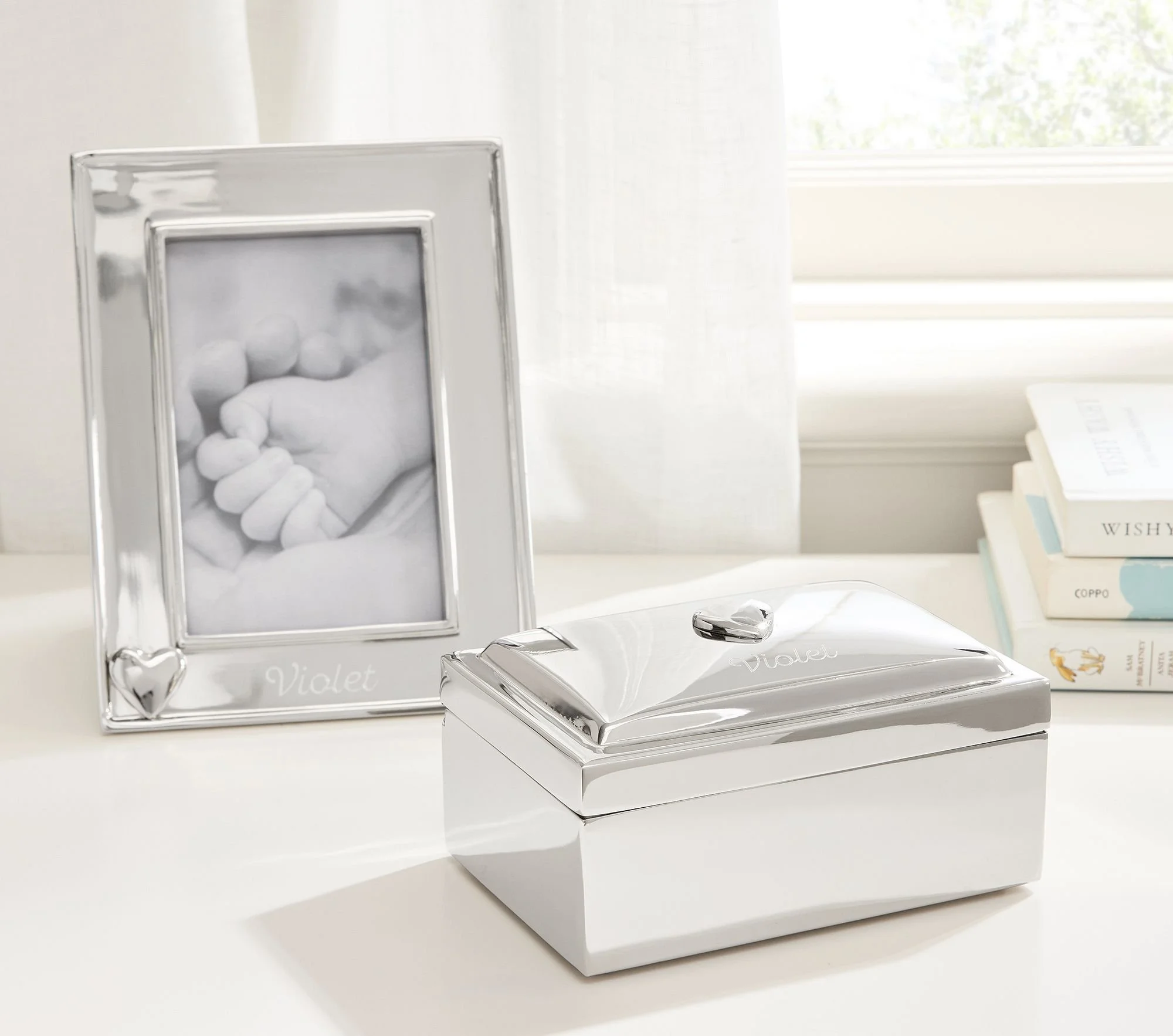 silver-heart-desktop-frame-1-xl.jpg