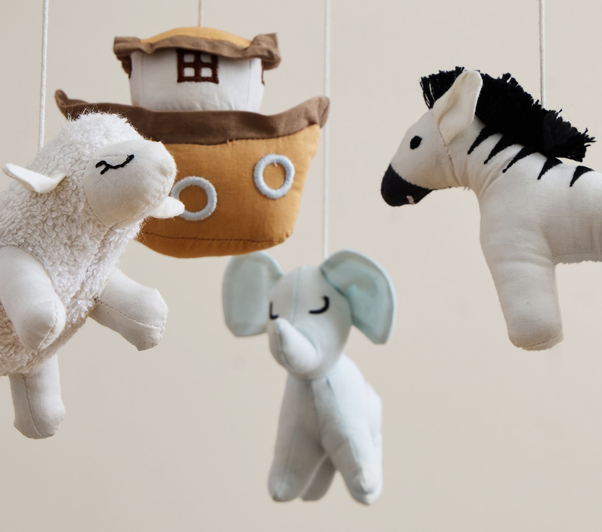 noahs-ark-crib-mobile-xl (1).jpg