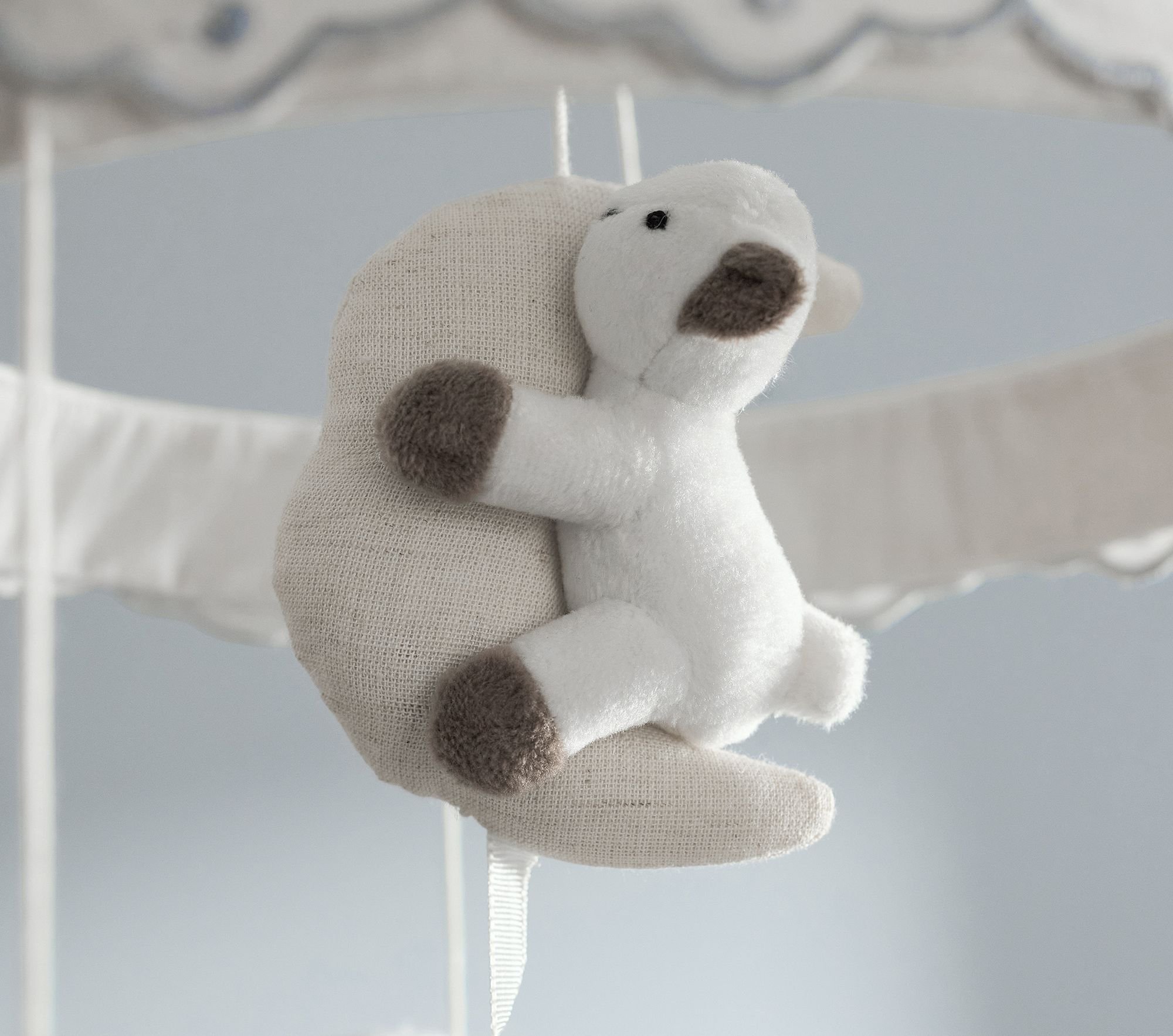 sleepytime-sky-sheep-musical-crib-mobile-3-xl.jpg