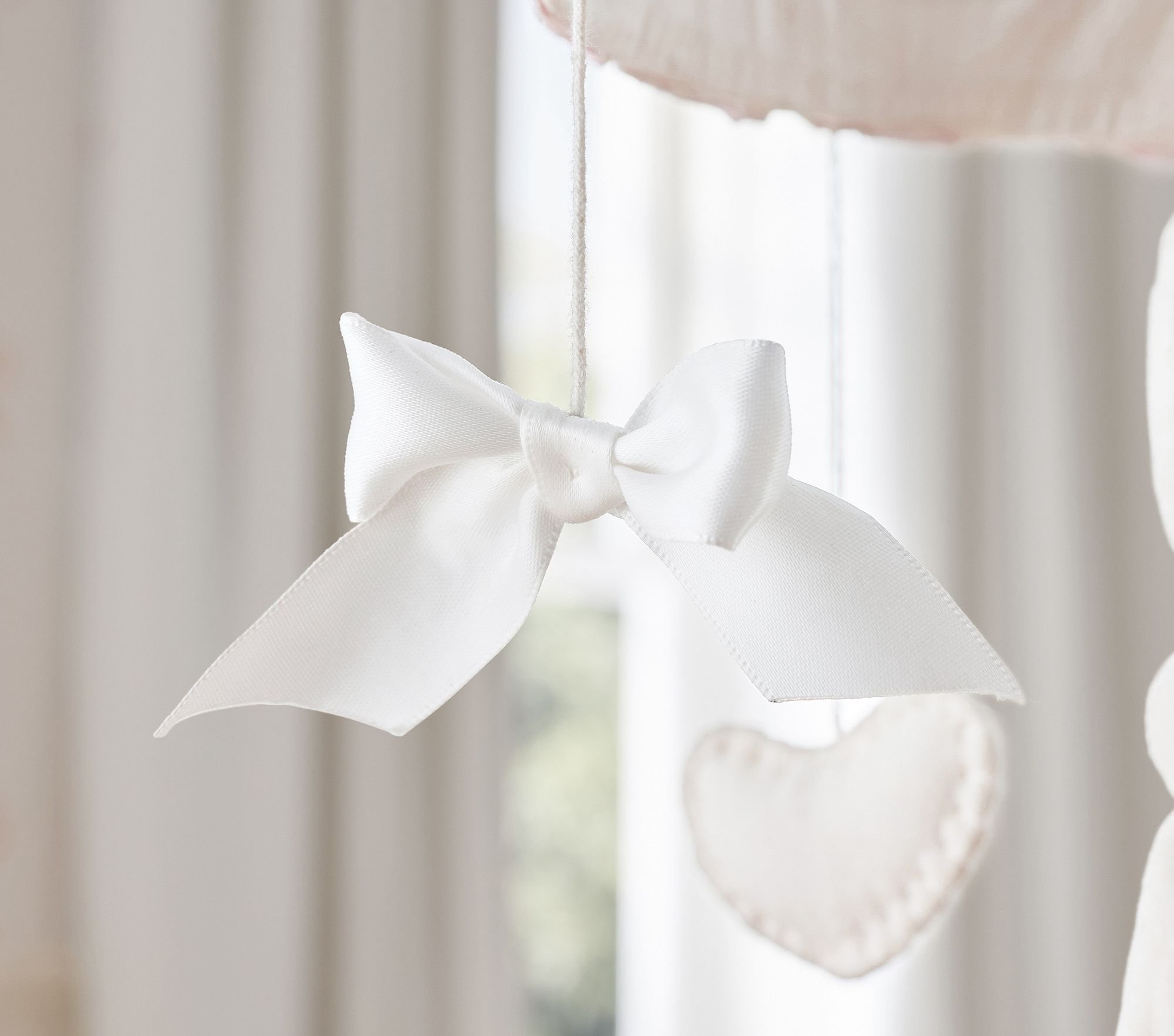 sweetheart-bunny-crib-mobile-1-xl (1).jpg