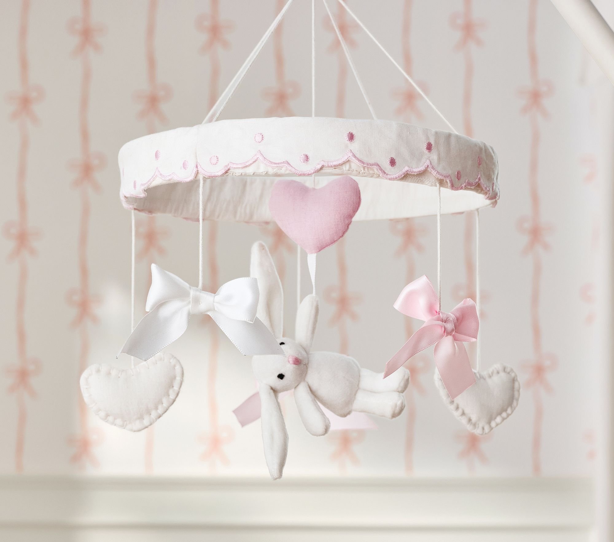 sweetheart-bunny-crib-mobile-xl.jpg