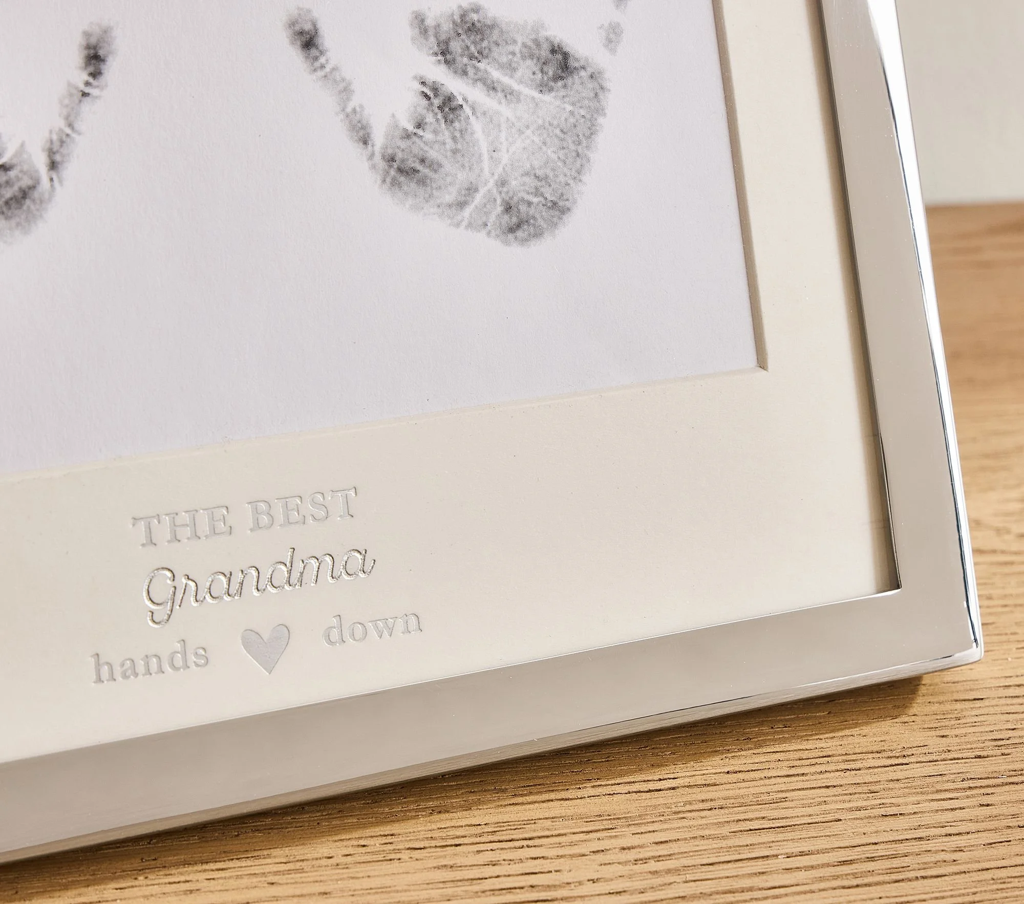 personalized-silver-handprint-sentiment-frame-1-xl.jpg
