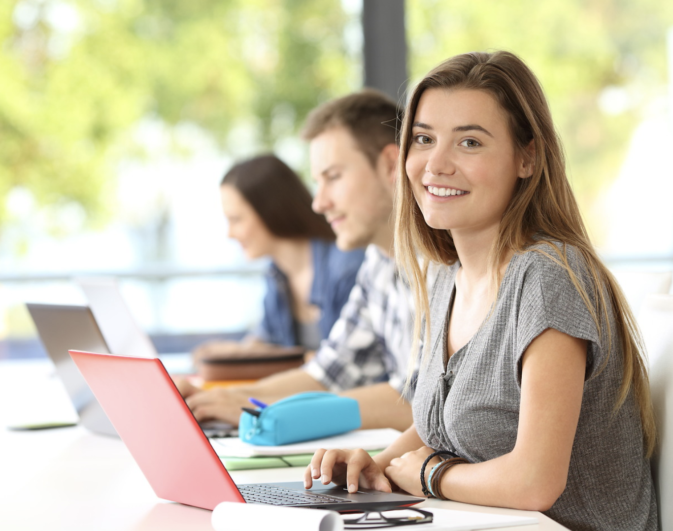 Free Student Technical Support — Loyalist Life