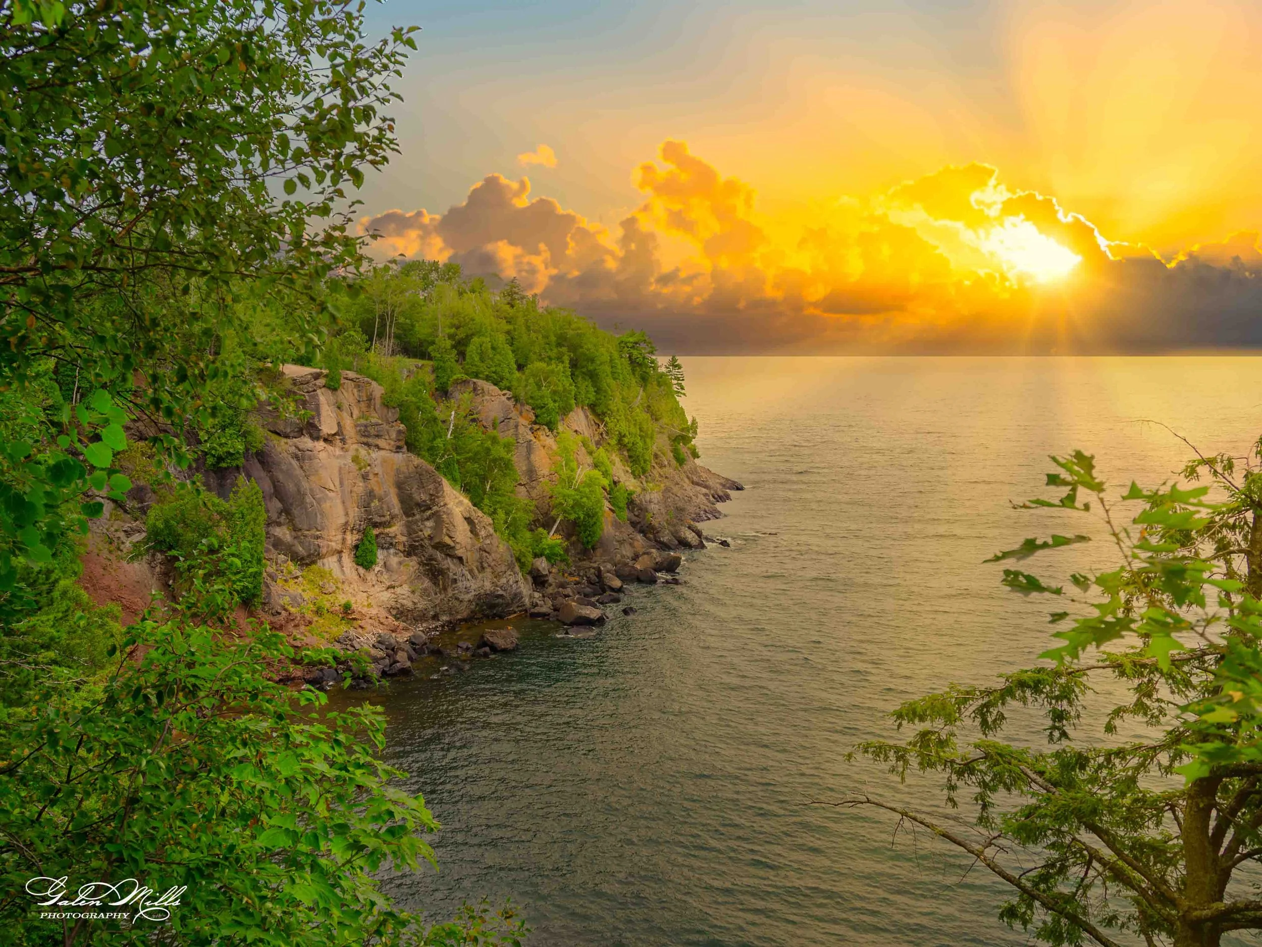 Presque Isle Park cliffs.jpg