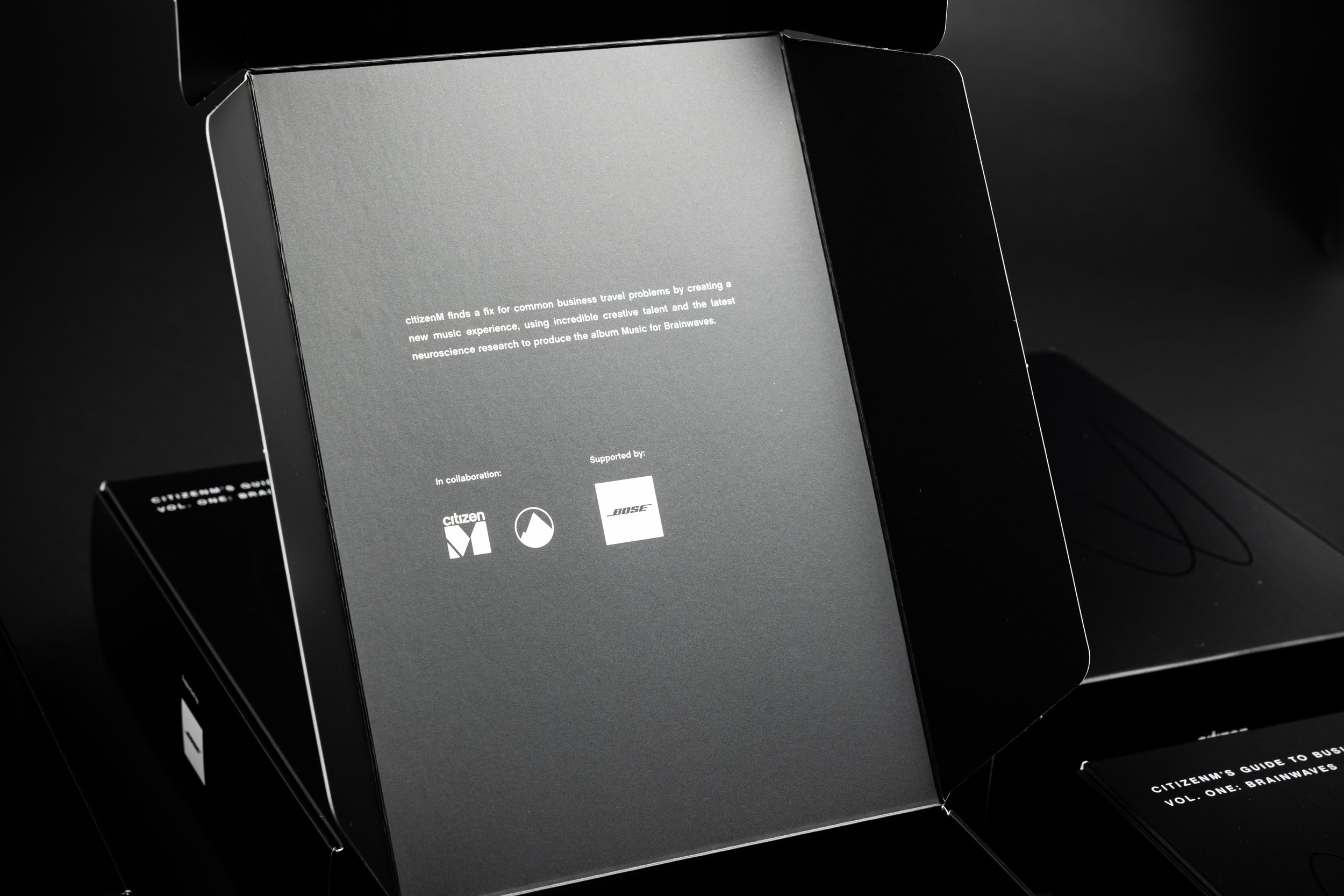 Brainwaves_CitizenM - Design portfolio - Black Scene-532.jpg