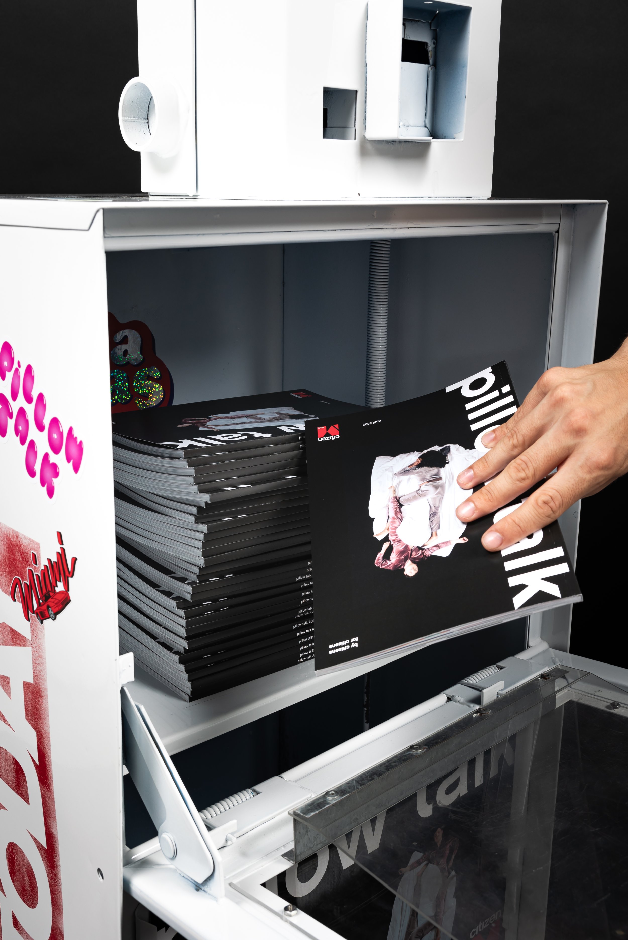 Pillow Talk_CitizenM - Design portfolio - Black Scene-408.jpg