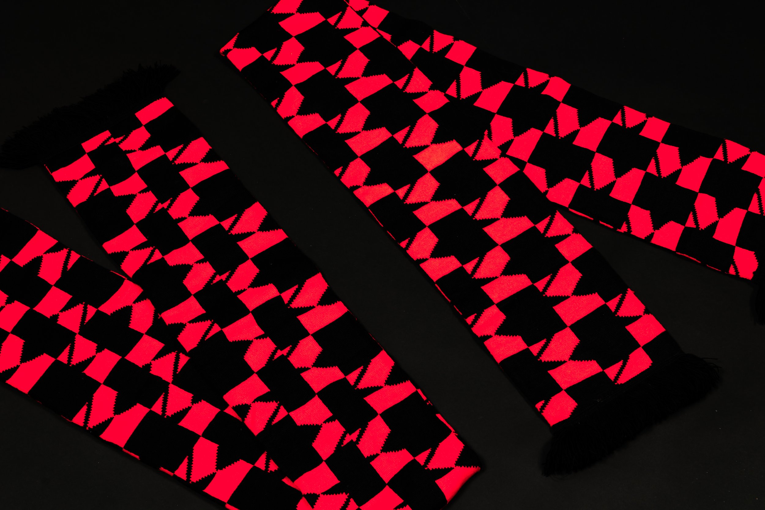 football scarf_CitizenM - Design portfolio - Black Scene-258.jpg