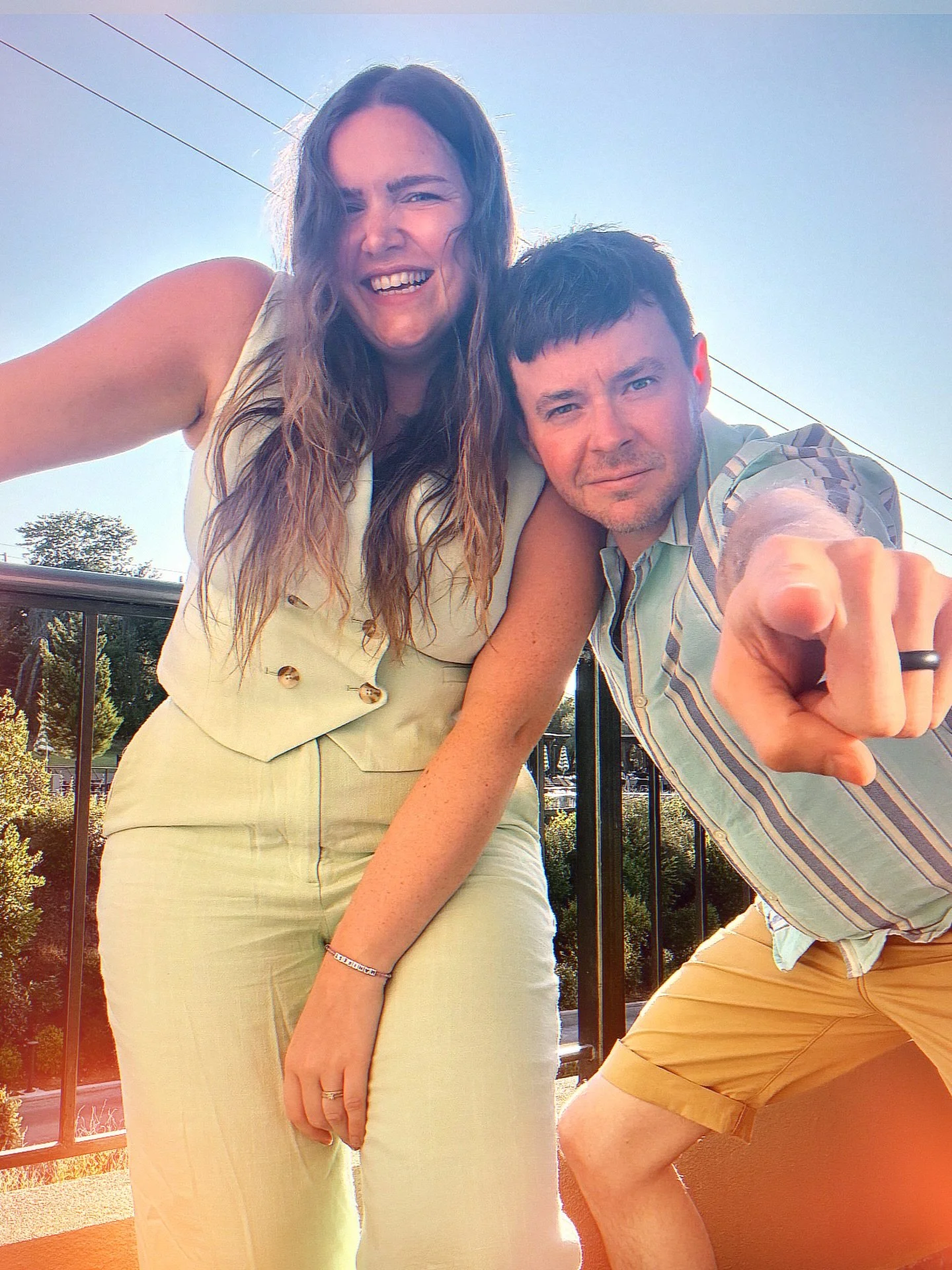 ⚡️She&rsquo;s back from hols!⚡️
(Well.. imminently) 
⚡️A gorgeous relaxing, resetting quick last minute break away with my husband to a gorgeous hotel in Corfu, and now I&rsquo;m back ready and raring to go for my busiest month - 8 weddings in July p