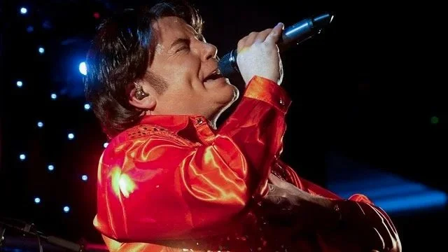 Forever In Blue Jeans - The Neil Diamond Experience