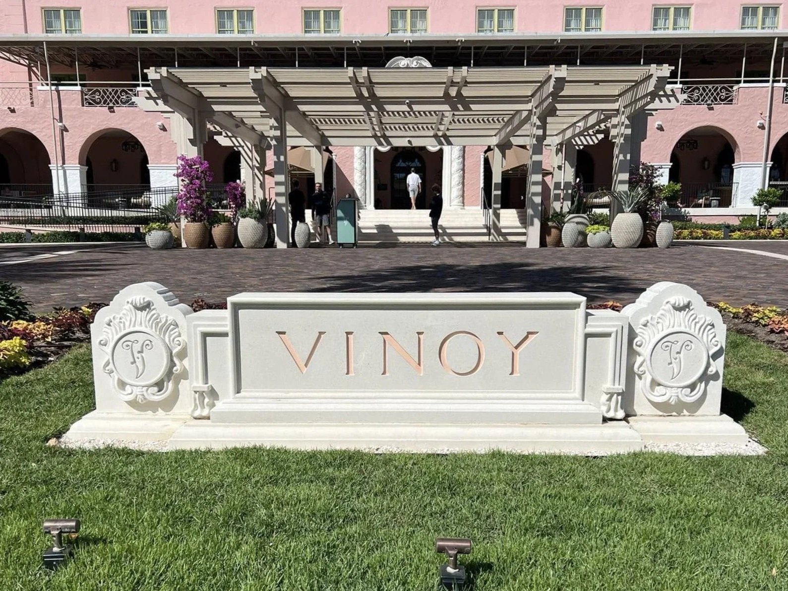 Front sign at The Vinoy Resort & Golf Club in St. Petersburg, FL
