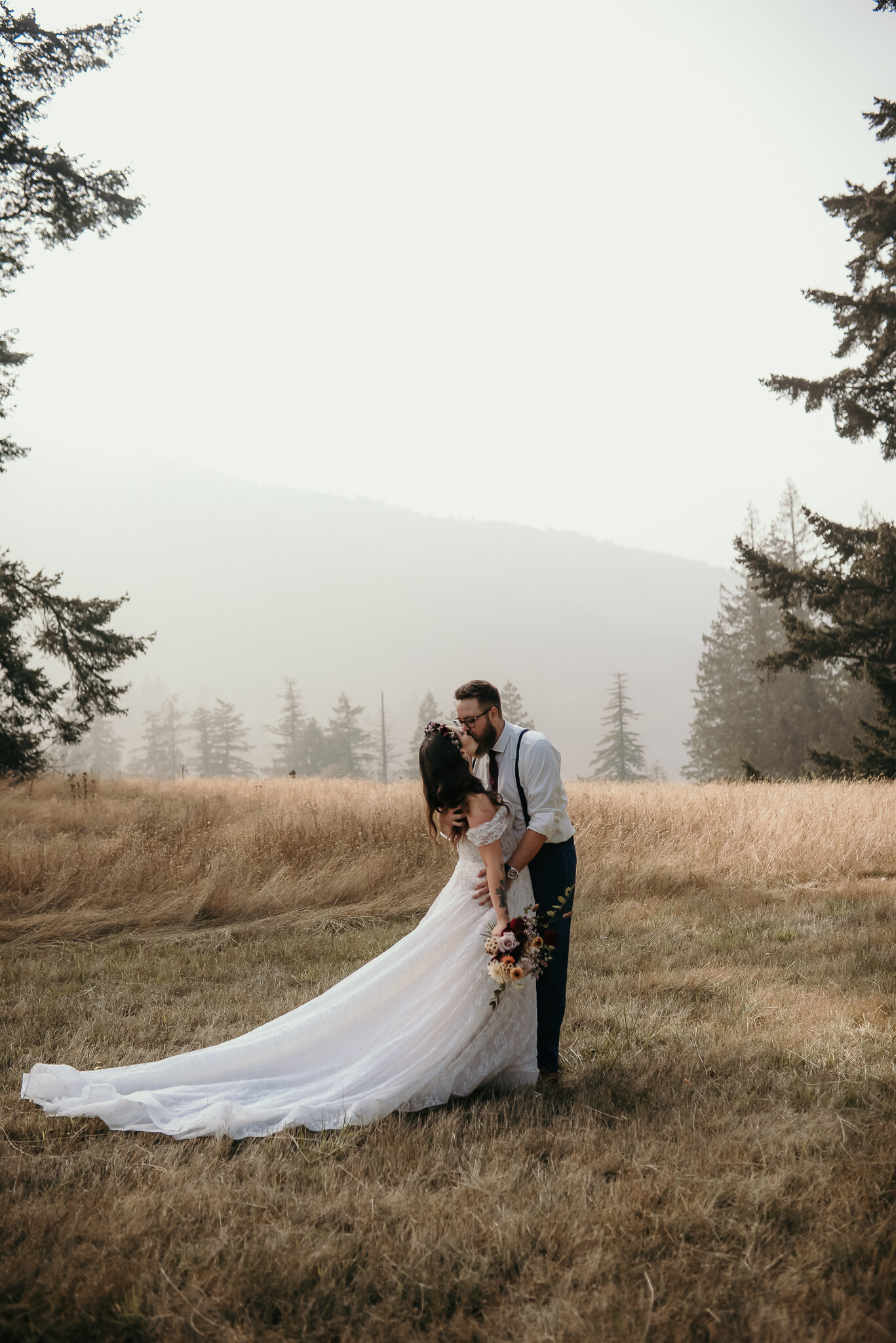 field elopement in forest