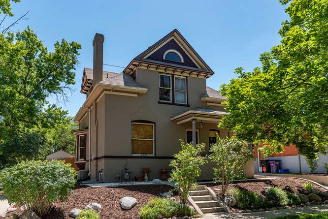 2250 Hooker St Denver CO 80211-small-002-046-Front Exterior-666x445-72dpi.jpg