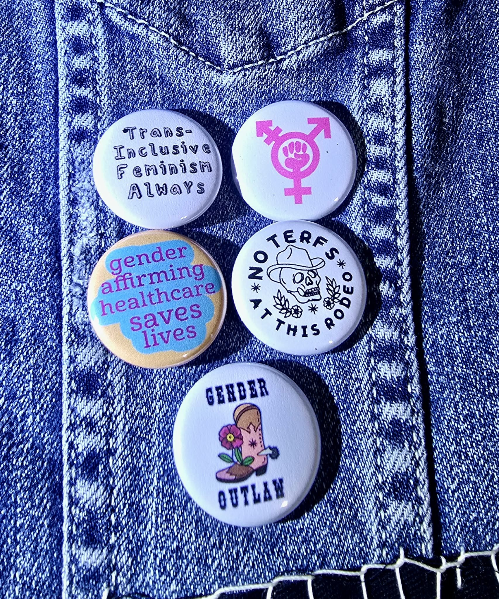 Small Gender Outlaw Button Set