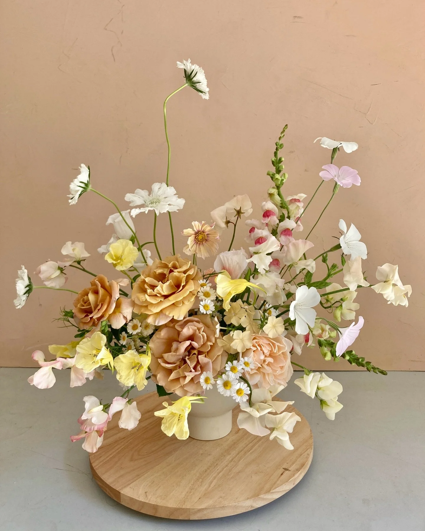 When your love language is a garden-filled compote. 

Blooms from @peaceful.blooms with nasturtiums &amp; roses from our cutting garden