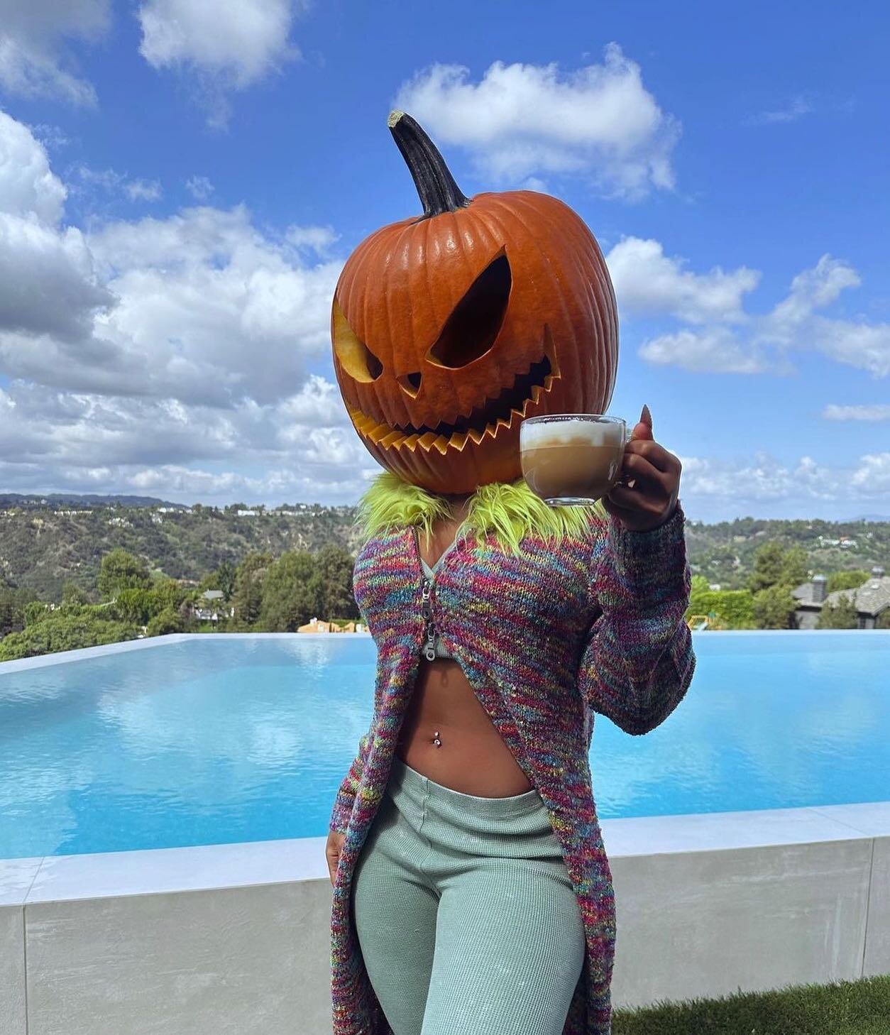 It&rsquo;s only our 3rd day out here&hellip; 🎃
Where are our #spookyszn fans at?