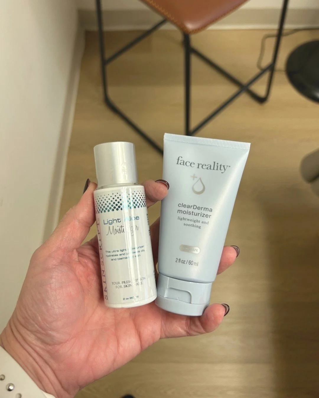 Skipping moisturizer can actually make acne worse! Here&rsquo;s why hydrating your skin is a non-negotiable.

When your skin is dry, it overcompensates with oil... leading to more congestion and irritation. Additionally, dry and crusty pores don't al