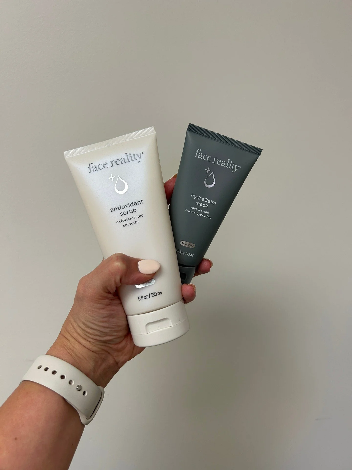 Take time for yourself!  A home facial is an amazing way to start or end your week.  Try this routine:

🫧Start with a creamy cleanser to remove all makeup
🫧Exfoliate and cleanse with Antioxidant Scrub, your skin will be baby smooth and bright after