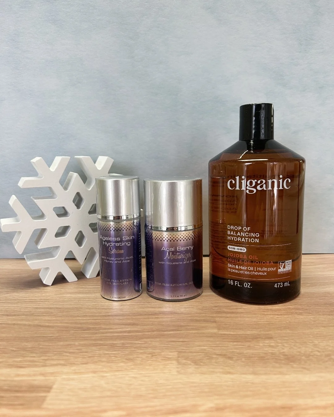 Here are three ways to treat dry skin this winter!  If your routine isn't cutting it in this cold weather here are some steps you can take:

❄️ Add hydration into the skin by using a hydration serum on damp skin.  This will draw water to the surface 