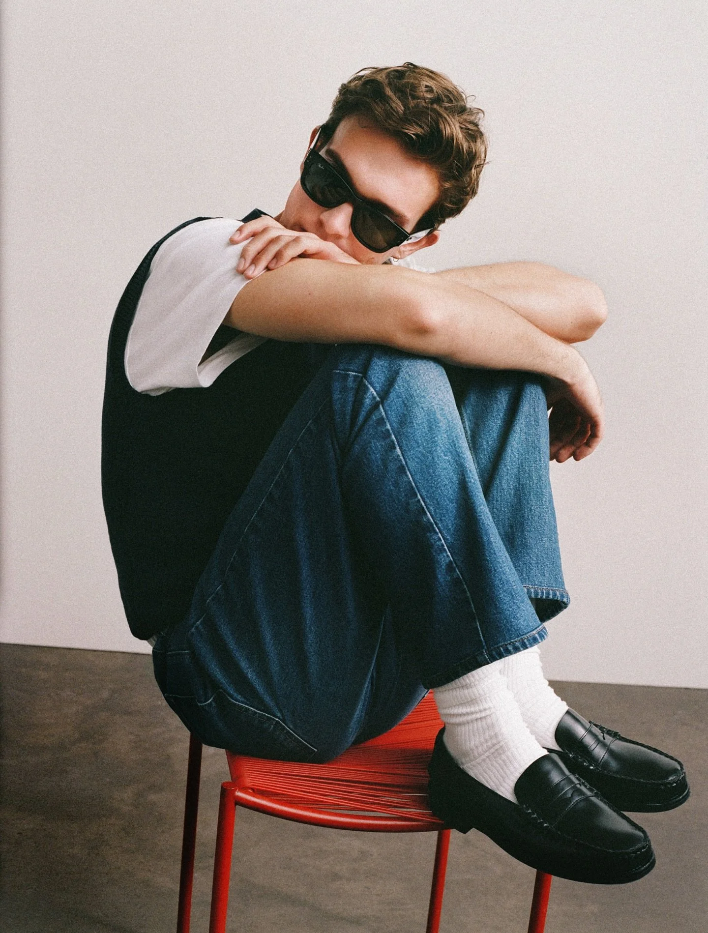 Just the essentials on @lucamornet by @piariverola 

Styling @emilymazur
Hair @gavinharwinhair 
Grooming @chihoomae 
Set @maximjezek
Production @northsix