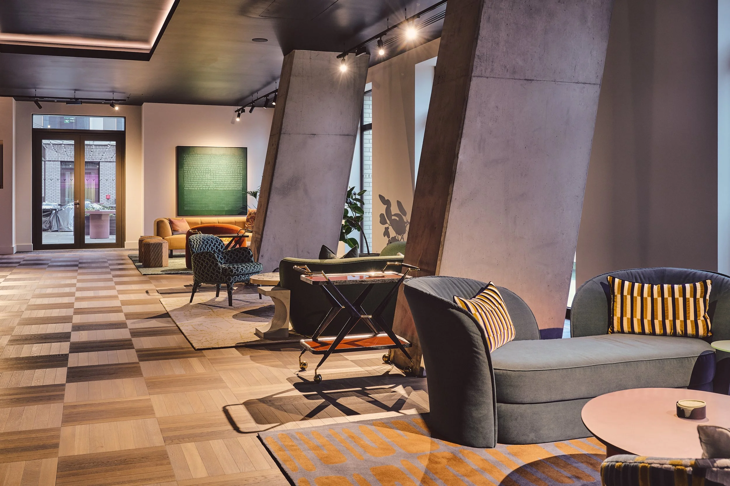 DSC_1119_26.01.09_GRID_VERTUS_HI RES.jpg