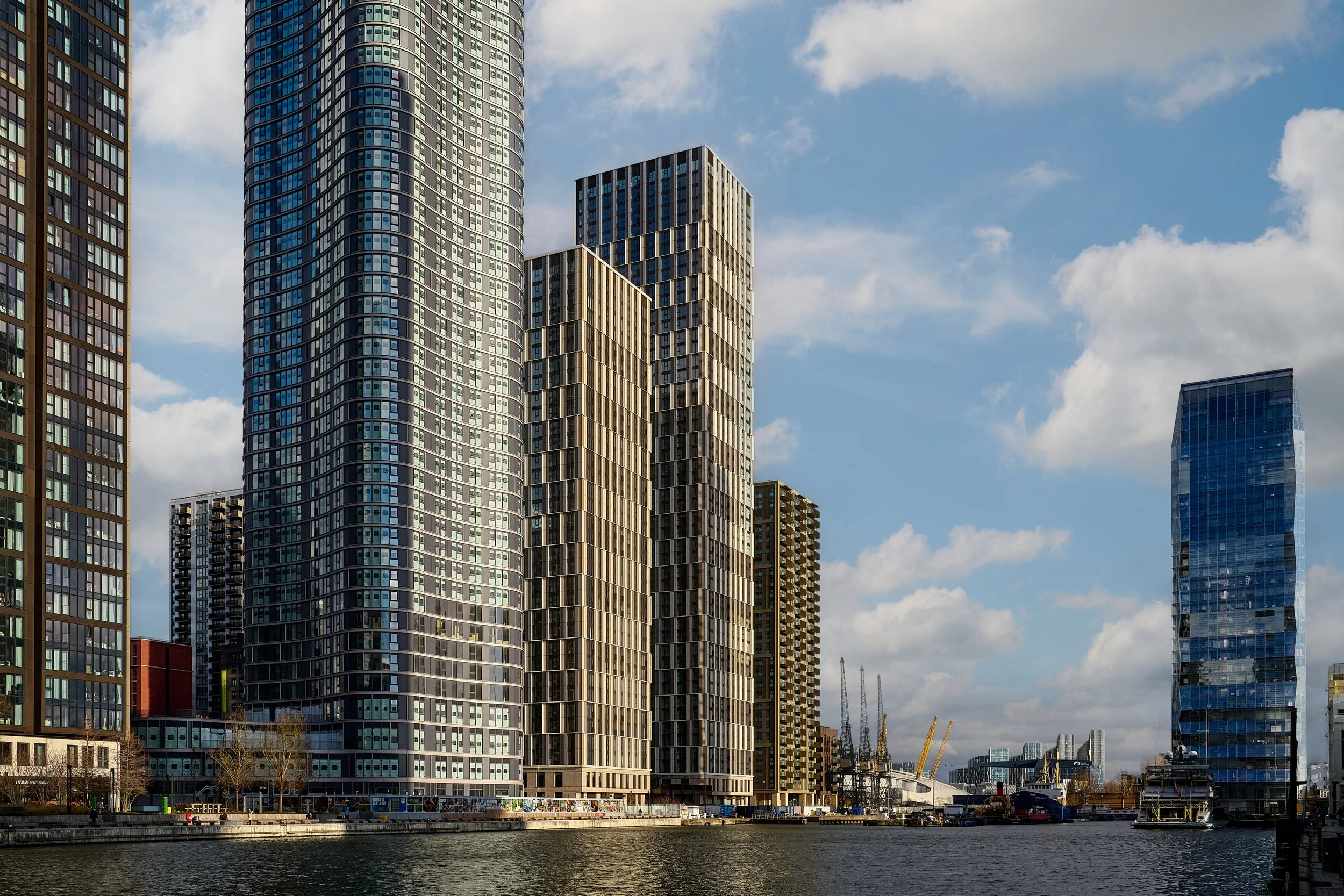 DSC_2877_26.01.09_GRID_VERTUS_HI RES_SKYSWAP.jpg